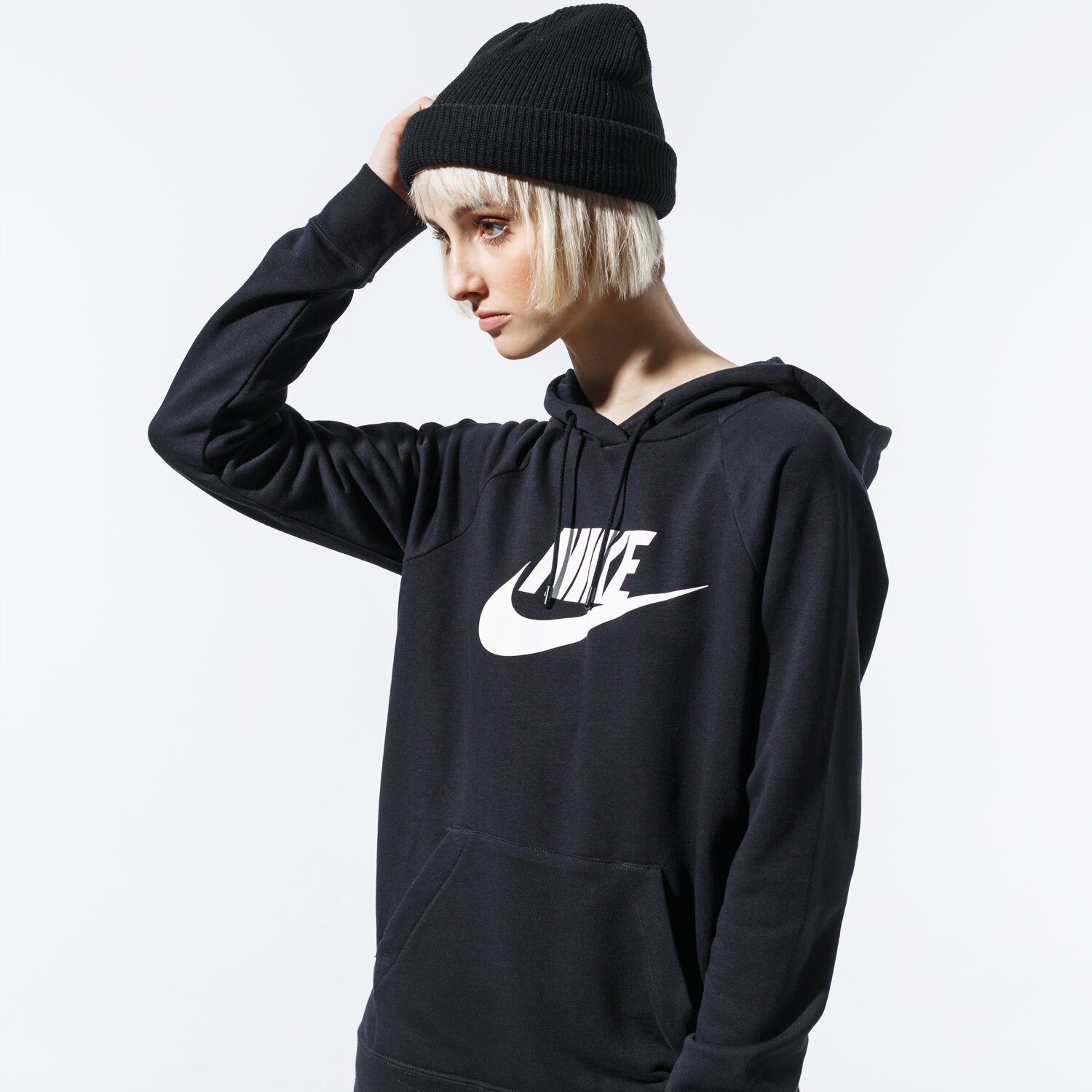 dámská mikina NIKE MIKINA S KAPUCÍ SPORTSWEAR ESSENTIAL ESSENTIAL BV4126-010 ČERNÁ