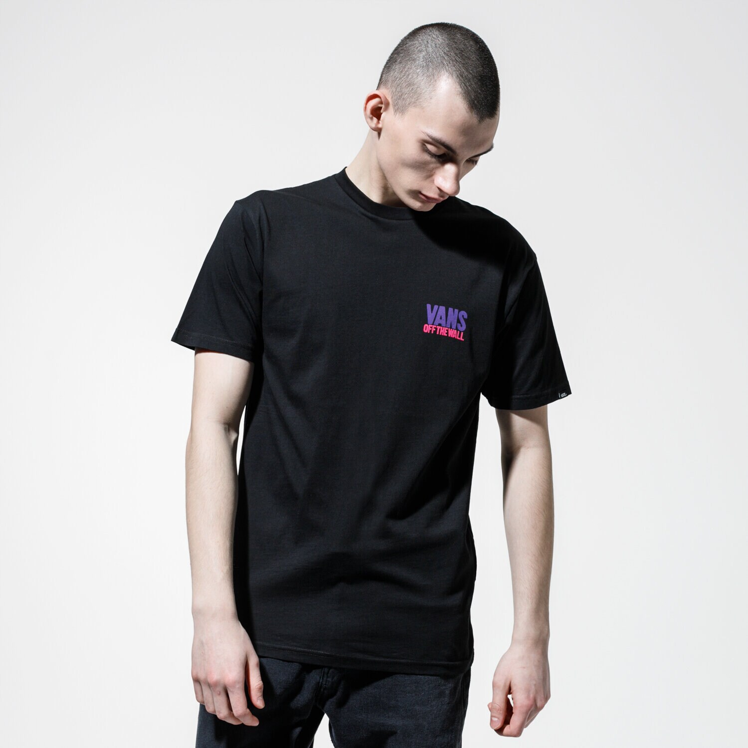 pánské tričko VANS TRIČKO MN EYES OPEN SS BLACK VN0A49Q5BLK1 ČERNÁ