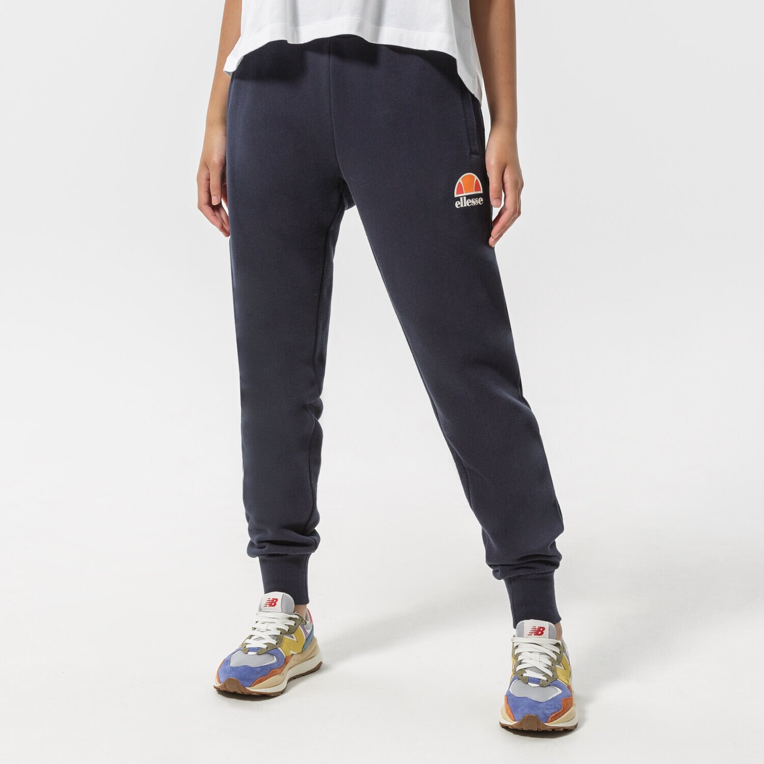 dámské kalhoty ELLESSE KALHOTY  QUEENSTOWN NAVY SGC07458429 TMAVOMODRÁ