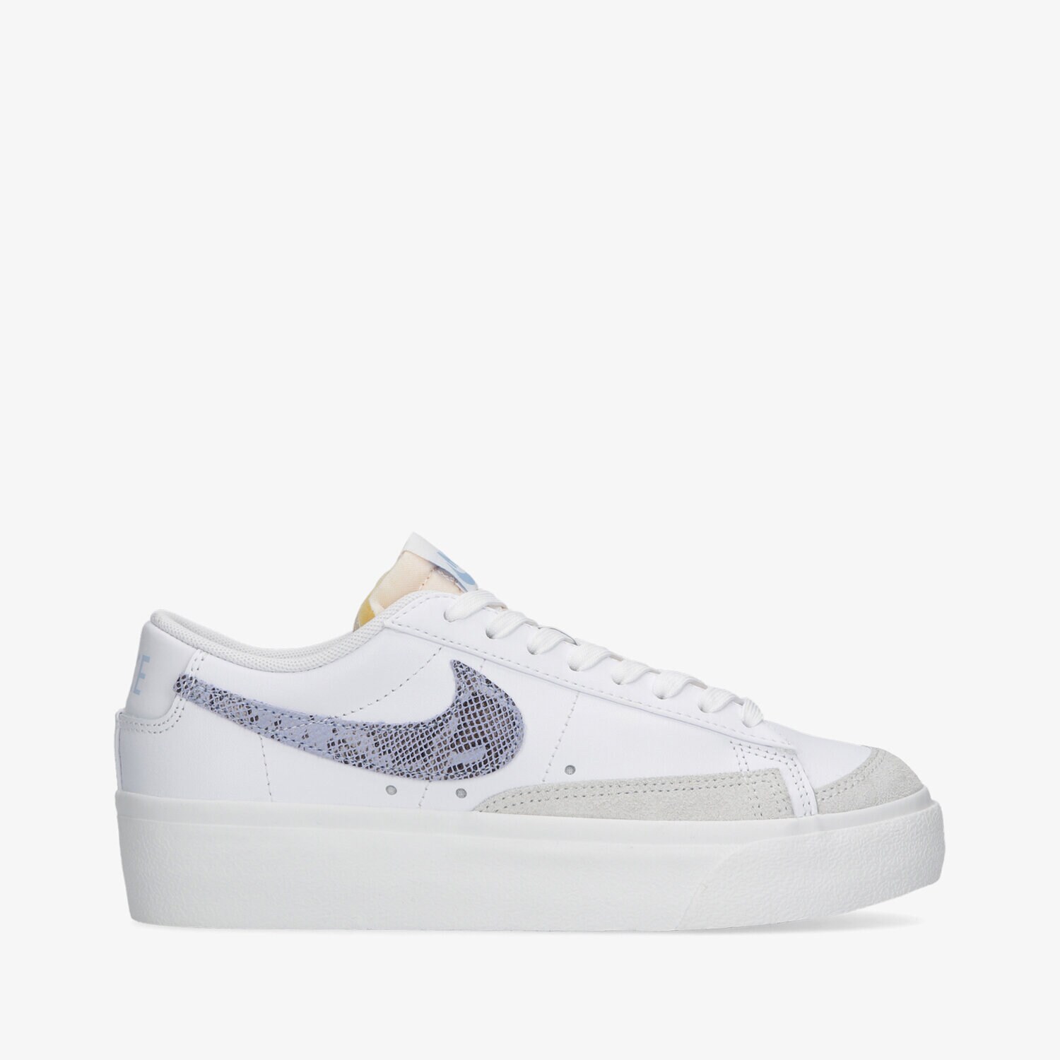 dámské tenisky NIKE WMNS BLAZER LW PLATFORM DV6978-100 BÍLÁ