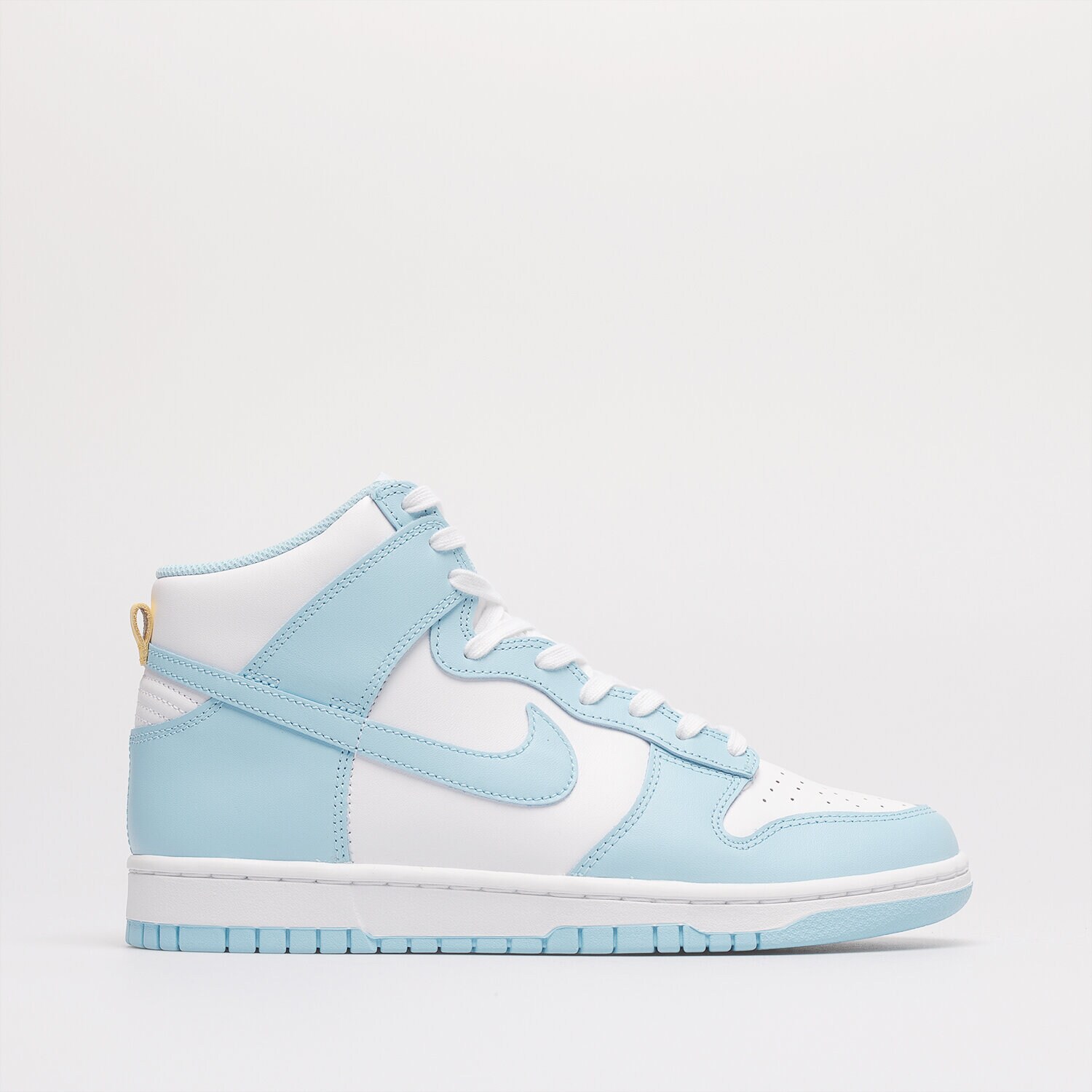 pánské tenisky NIKE DUNK HI RETRO BTTYS DD1399-401 BÍLÁ