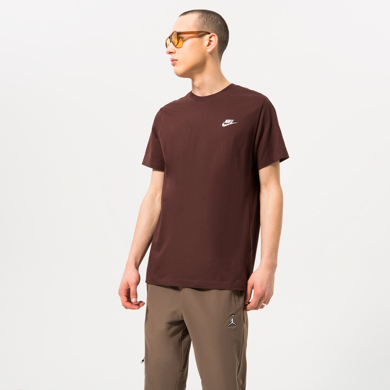 pánské tričko NIKE TRIČKO SPORTSWEAR CLUB AR4997-227 HNĚDÁ
