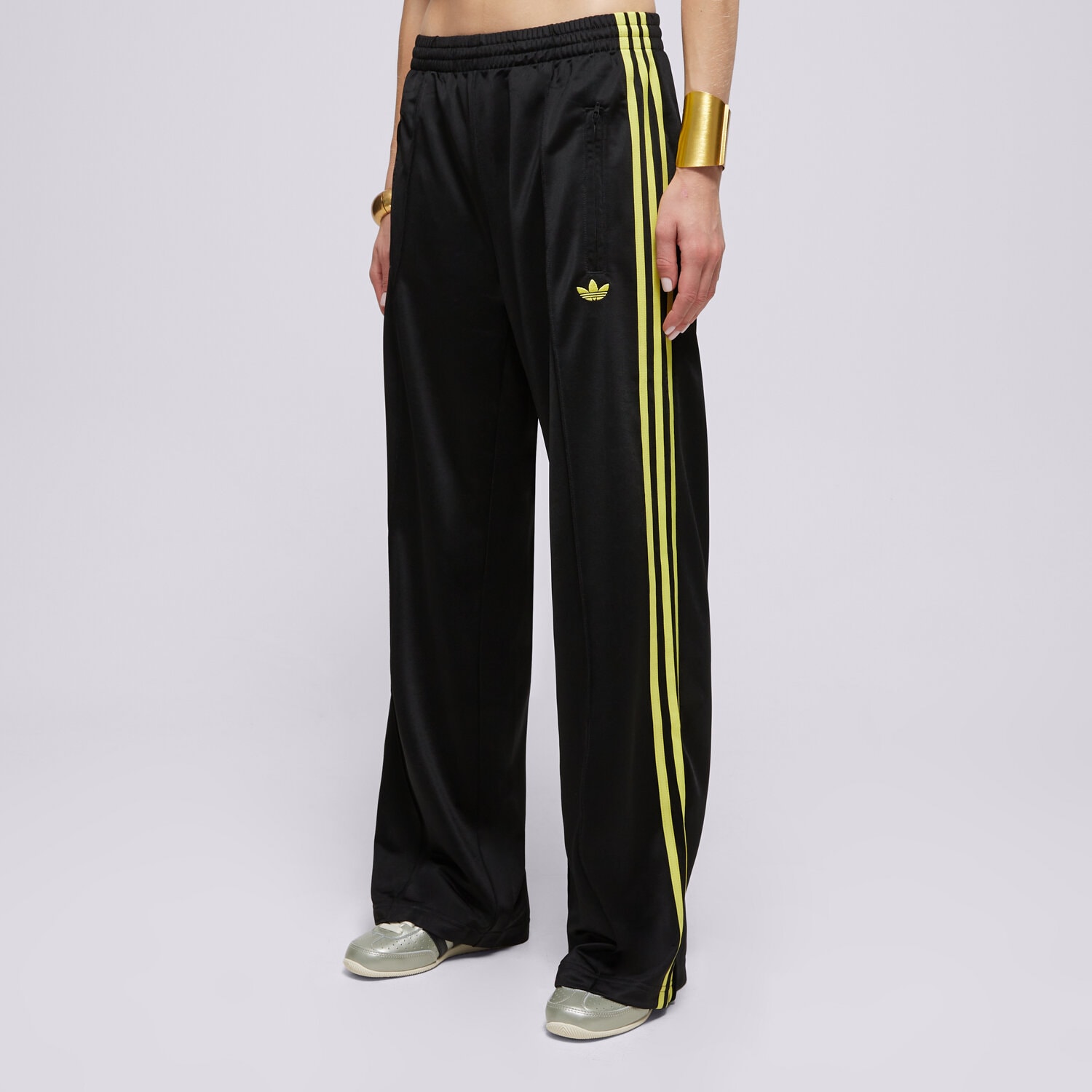dámské kalhoty ADIDAS KALHOTY  FBIRD LOOSE JP2310 ČERNÁ