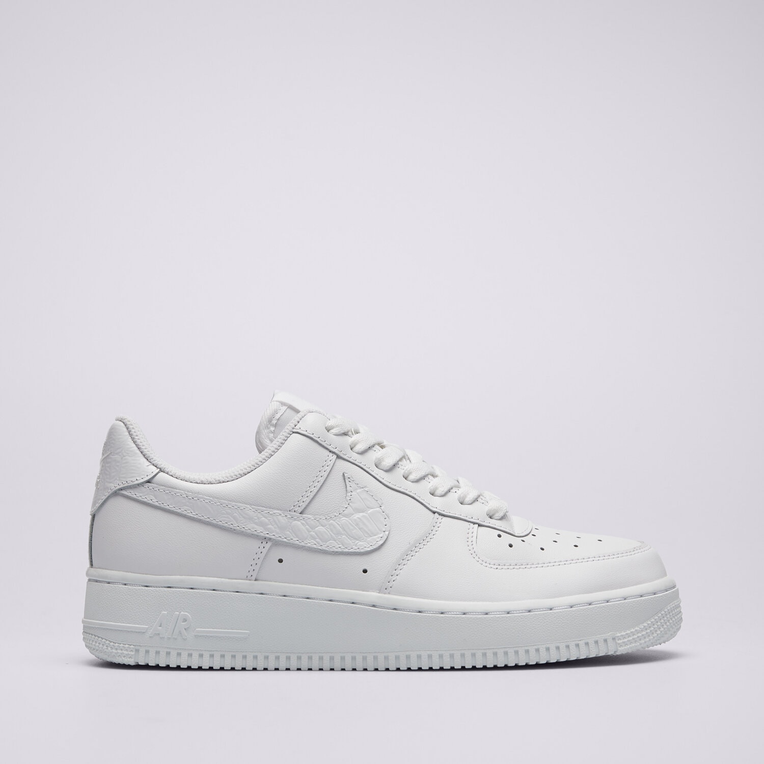 dámské tenisky NIKE W AIR FORCE 1 '07 SE IO4837-100 BÍLÁ