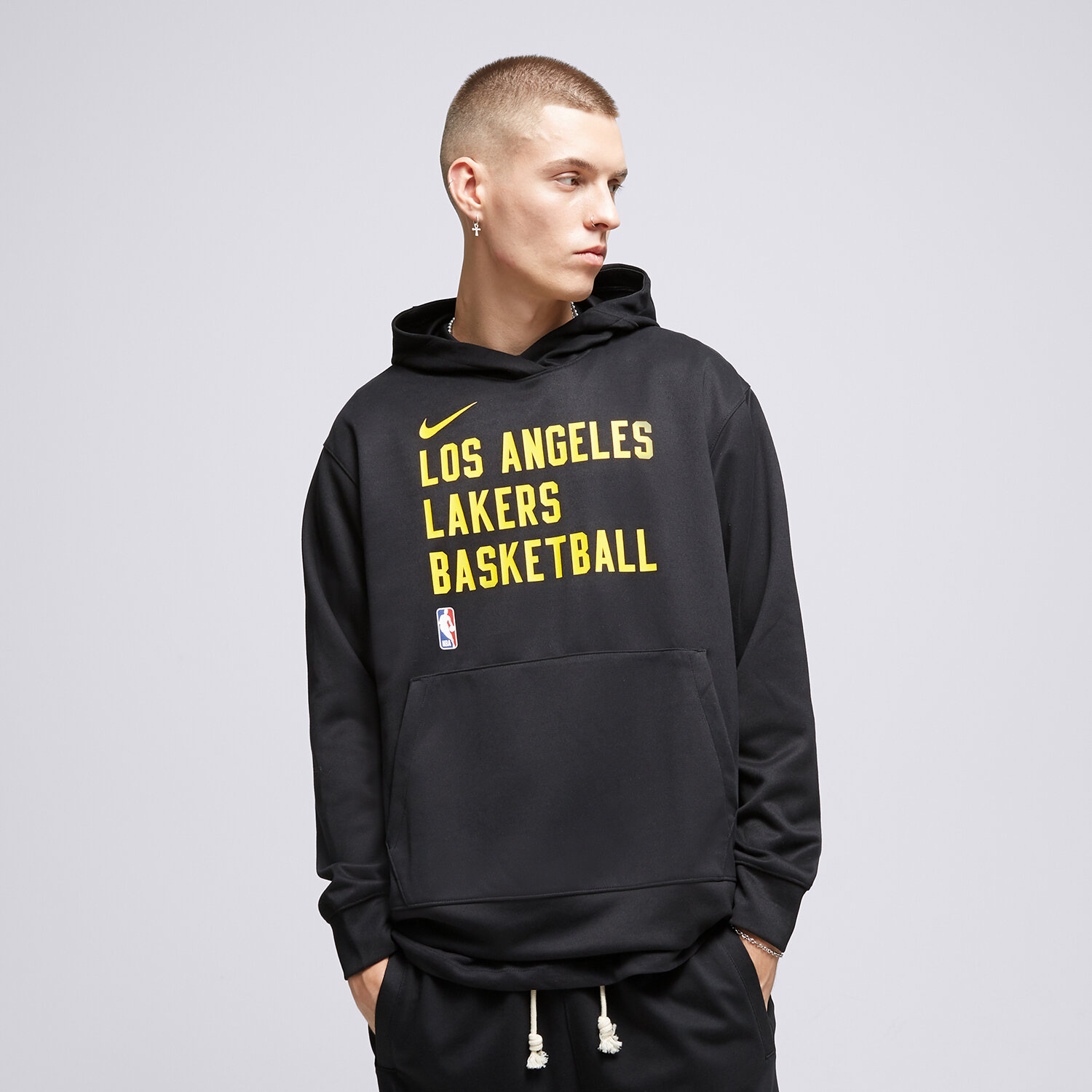 pánská mikina NIKE MIKINA S KAPUCÍ LAL MNK DF SPTLIGHT PO HDY NBA DX9661-010 ČERNÁ