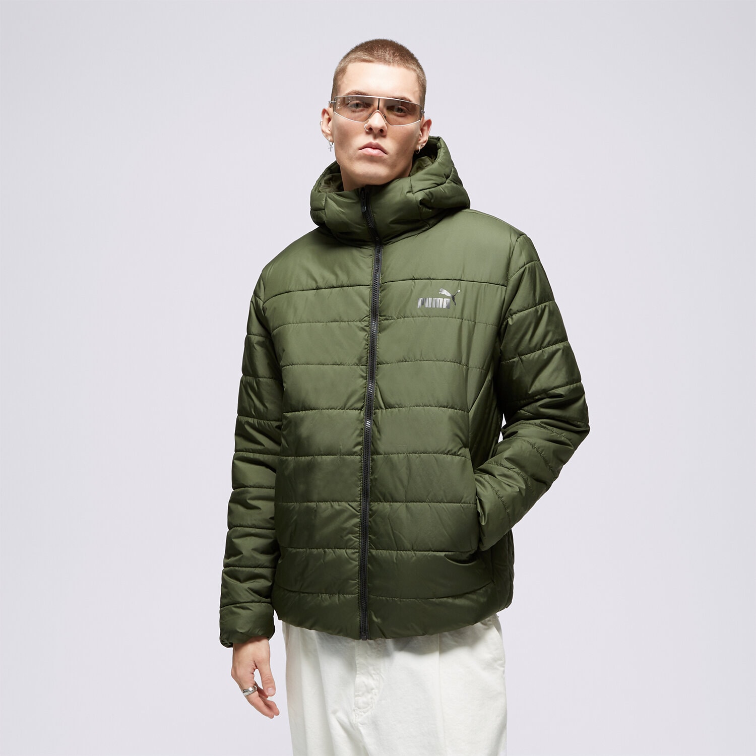 pánská zimní bunda PUMA BUNDA ZIMNÍ ESS HOODED PADDED 84893831 ZELENÁ