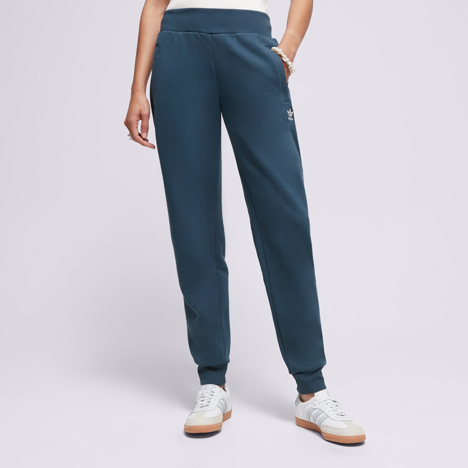 dámské kalhoty ADIDAS KALHOTY  TRACK PANT IJ9818 TMAVOMODRÁ