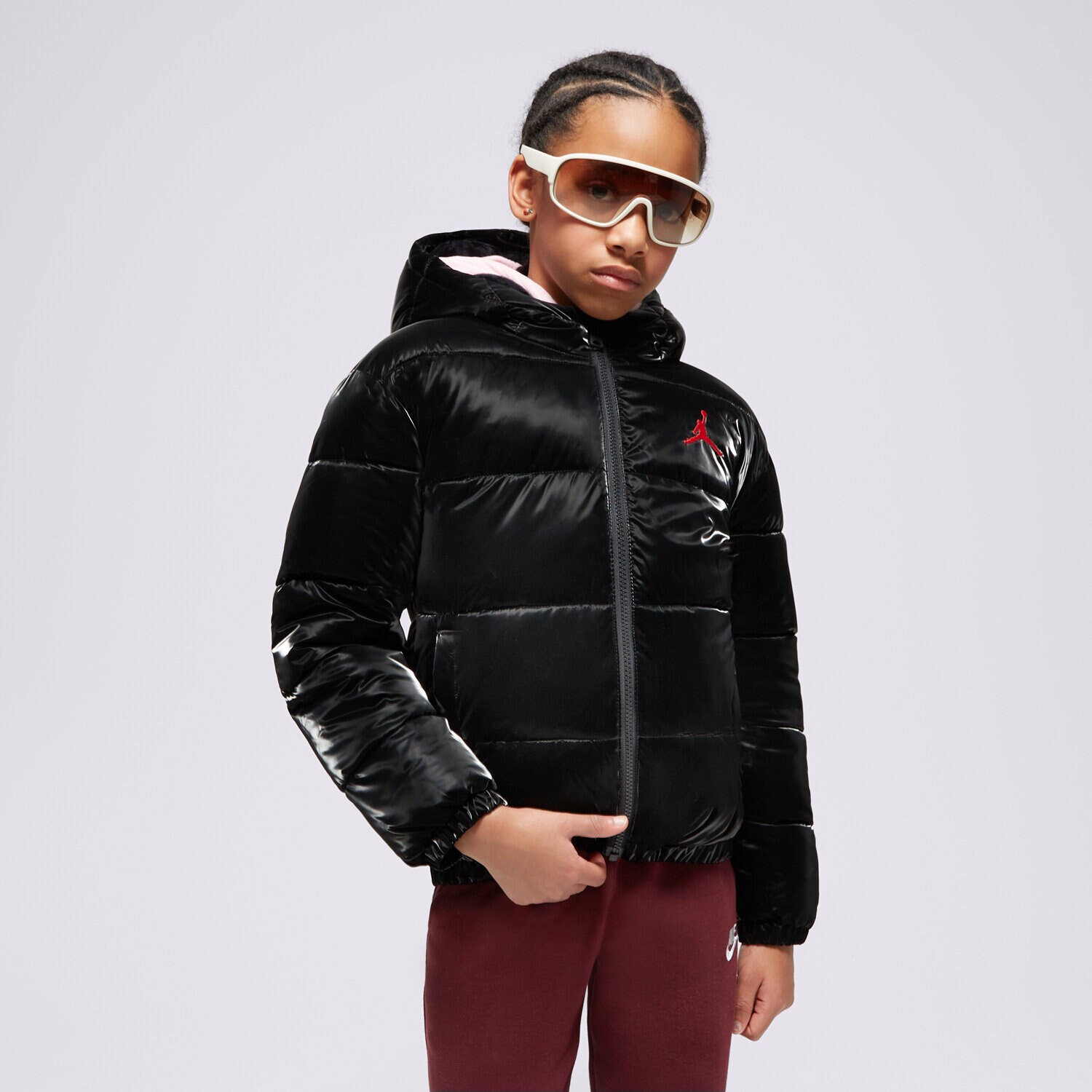 dětské tričko JORDAN BUNDA ZIMNÍ JDG BOXY FIT GIRL 45C483-023 ČERNÁ