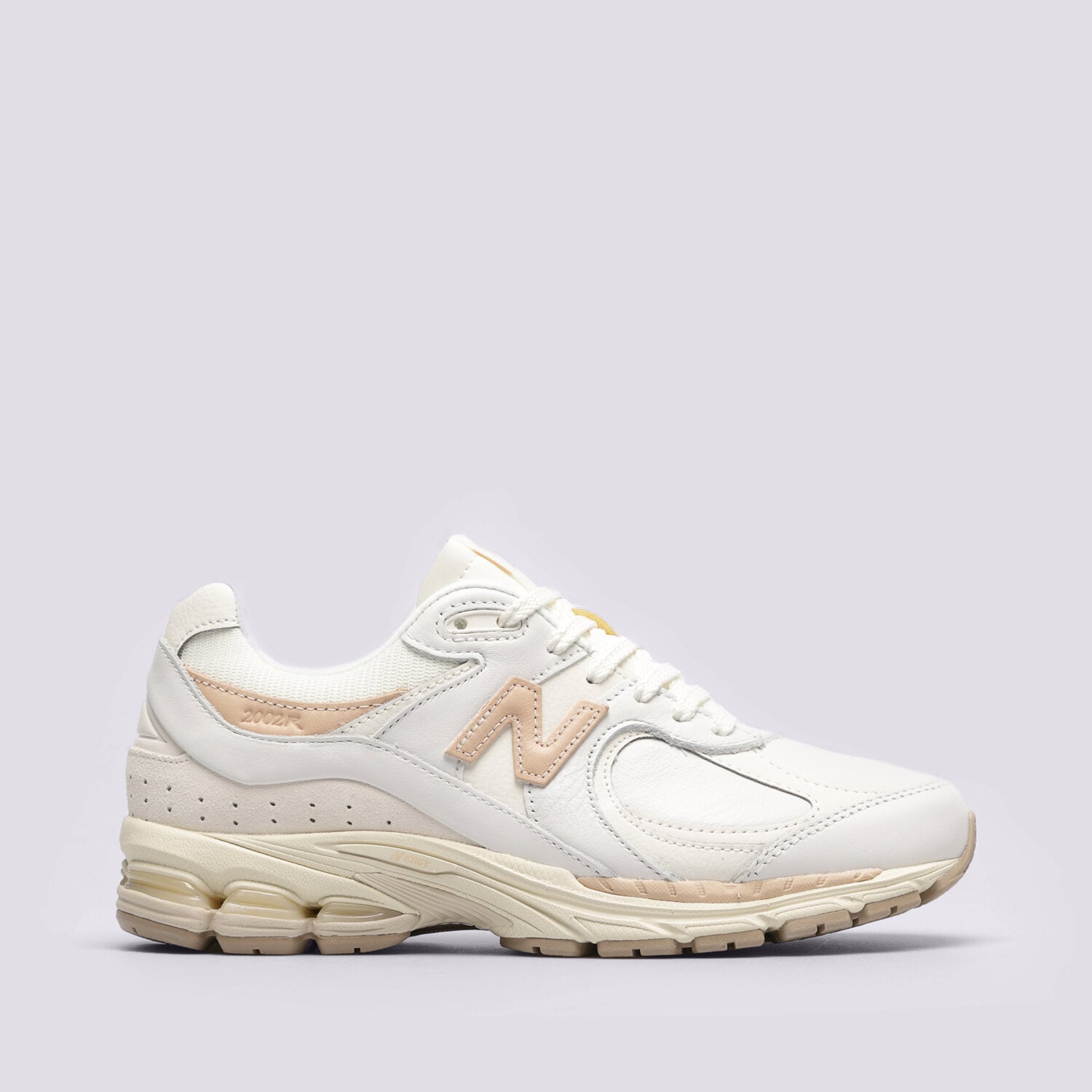 dámské tenisky NEW BALANCE 2002  M2002RVF BÍLÁ
