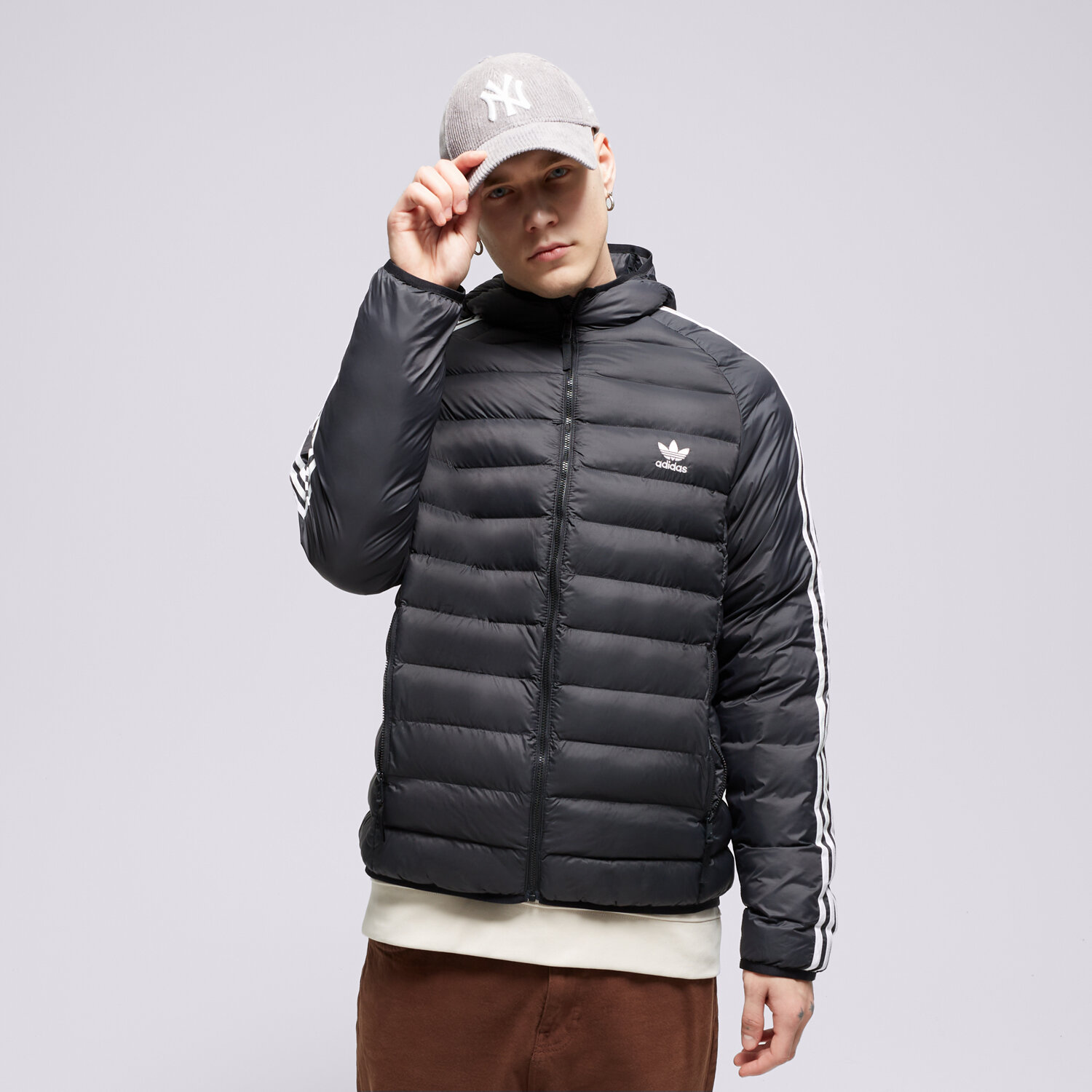 pánská zimní bunda ADIDAS BUNDA PÉŘOVÁ PAD HOODED PUFF IL2563 ČERNÁ