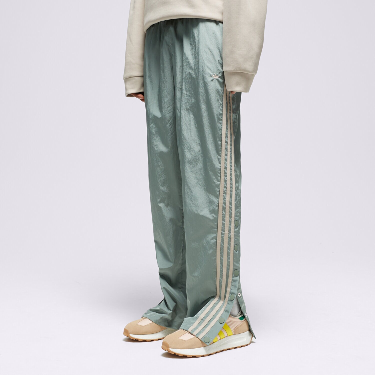 pánské kalhoty ADIDAS KALHOTY IK8559 ZELENÁ