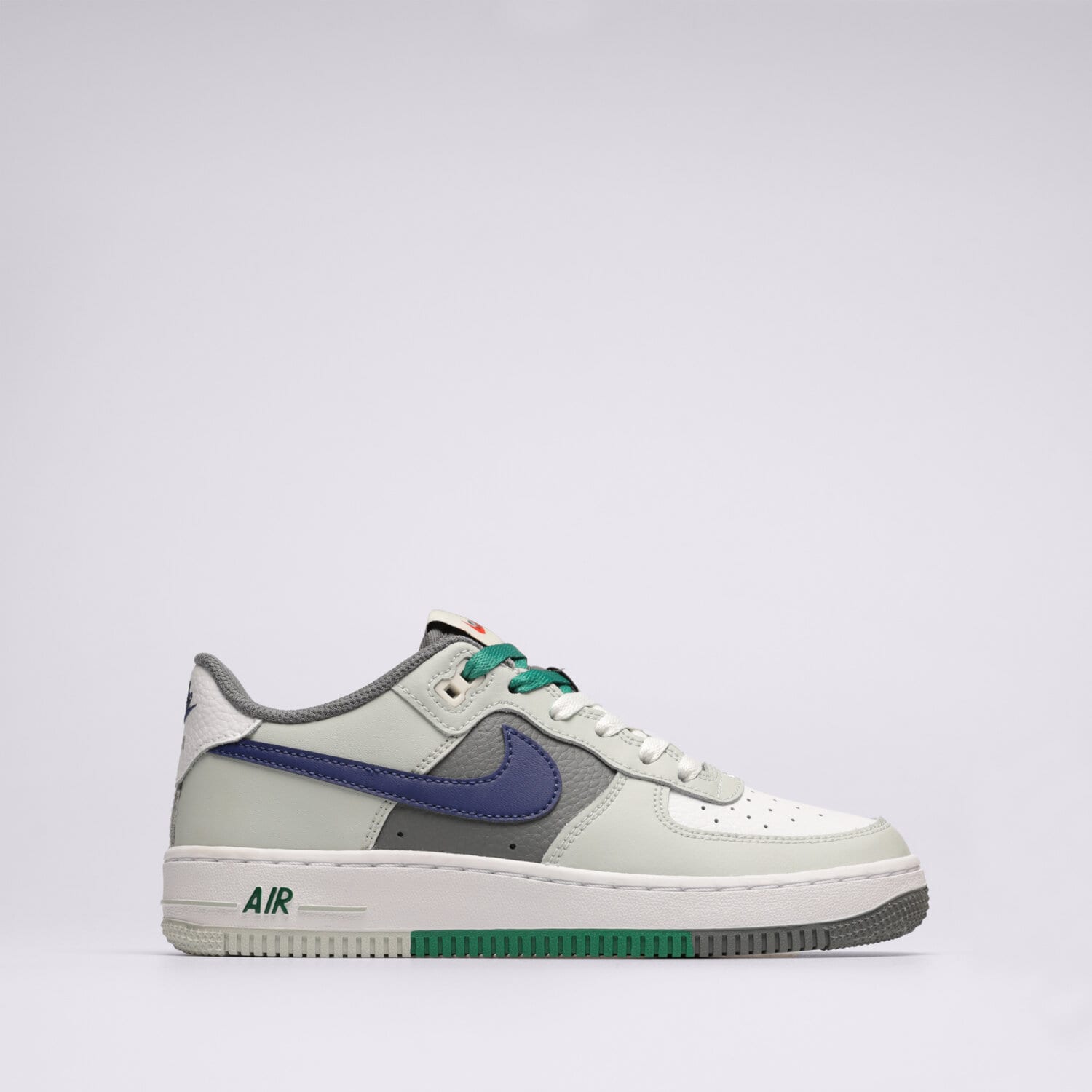 dětské tenisky NIKE AIR FORCE 1 LV8 1 FB9035-001 ŠEDÁ