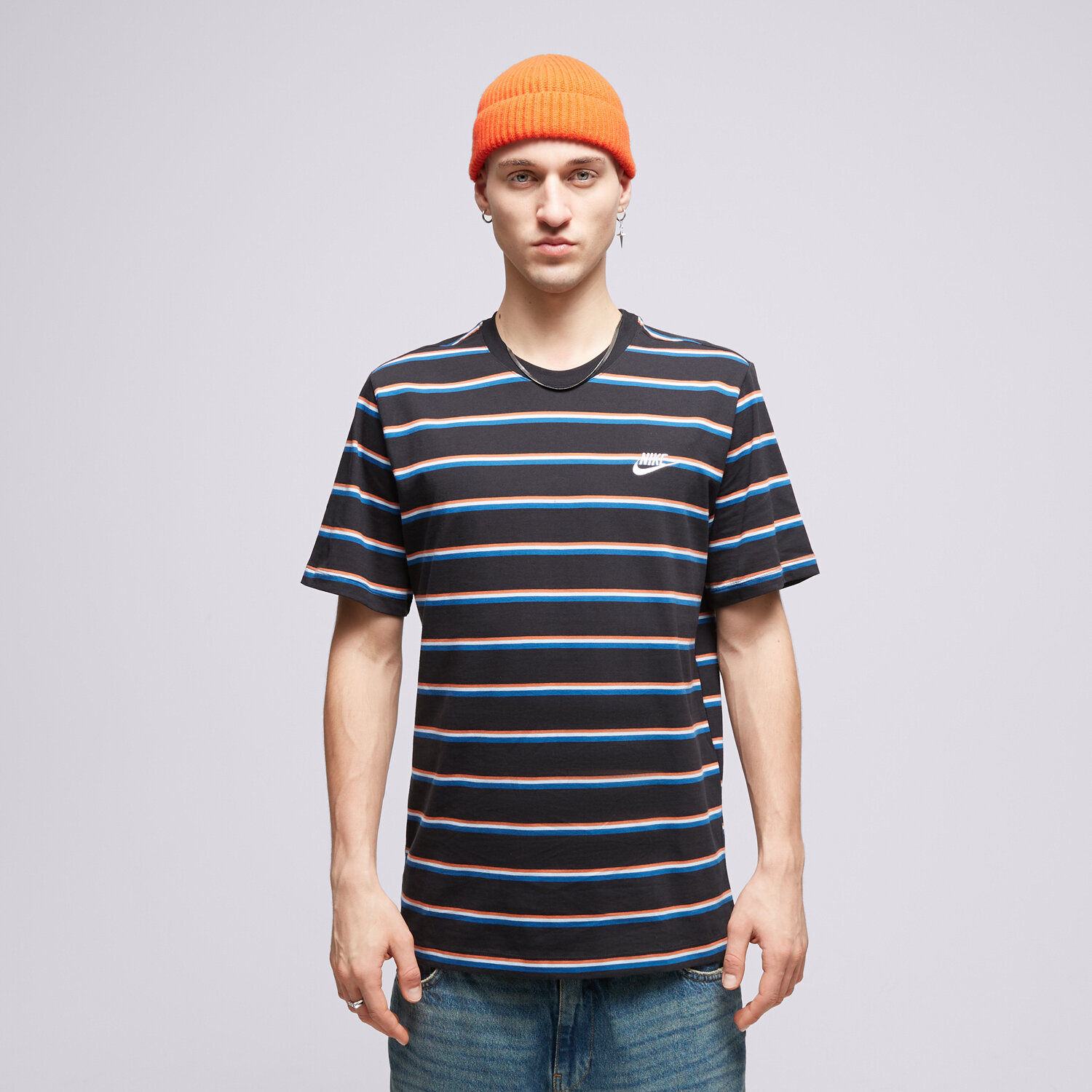 pánské tričko NIKE TRIČKO M NSW TEE CLUB STRIPE DZ2985-011 VÍCEBAREVNÁ
