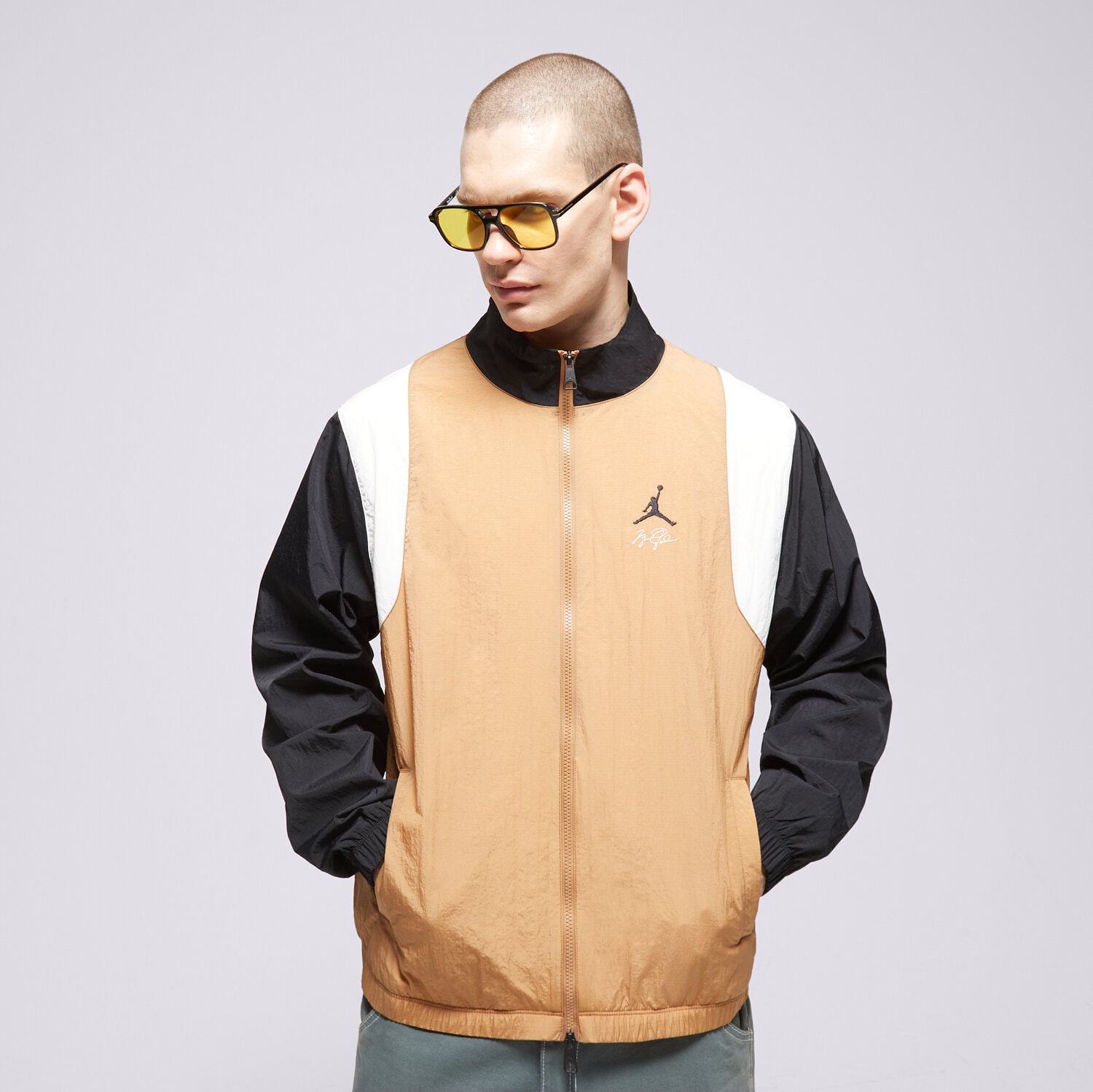 Přechodná bunda pánská (podzimní, jarní) JORDAN BUNDA M J ESS MMBR JKT FN4621-231 HNĚDÁ