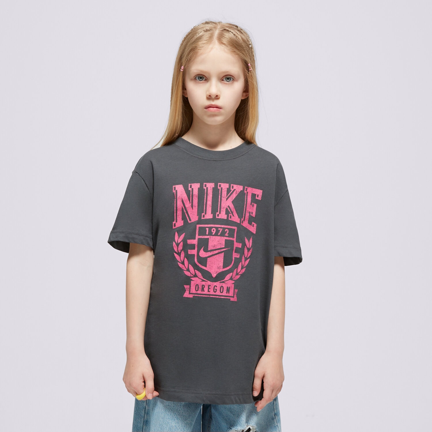 dětské tričko NIKE TRIČKO G NSW TREND BF TEE GIRL FZ4724-060 ŠEDÁ