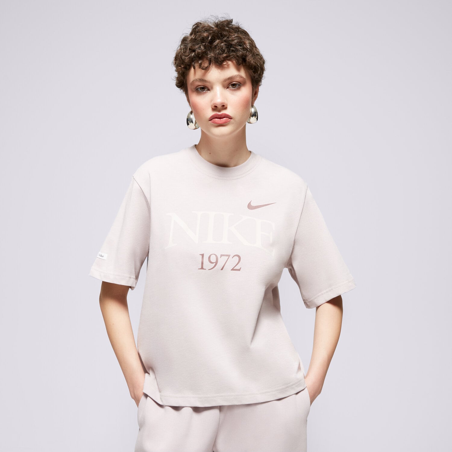 dámské tričko NIKE TRIČKO W NSW TEE CLASSICS BOXY FQ6600-019 FIALOVÁ