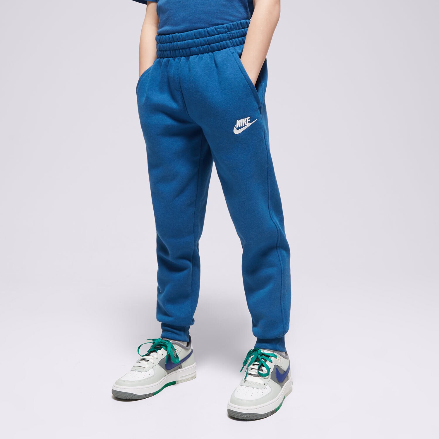 dětské kalhoty NIKE KALHOTY  K NSW CLUB FLC JGGR LBR BOY FD3008-476 MODRÁ
