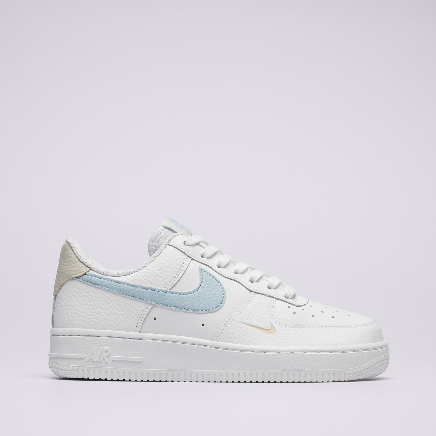 dámské tenisky NIKE W AIR FORCE '07 HF0022-100 BÍLÁ