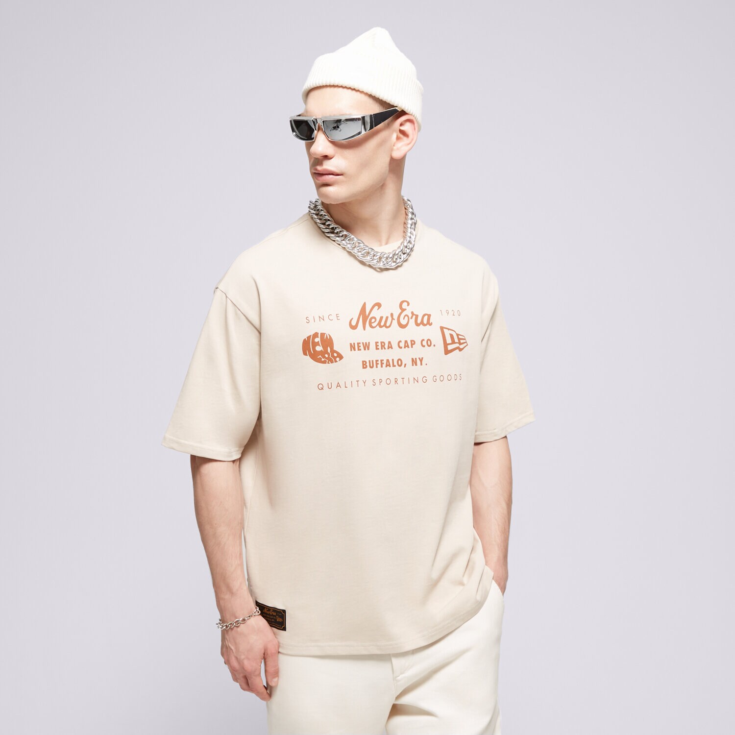 pánské tričko NEW ERA TRIČKO NE HERITAGE PATCH OS NONE 60435369 BÉŽOVÁ