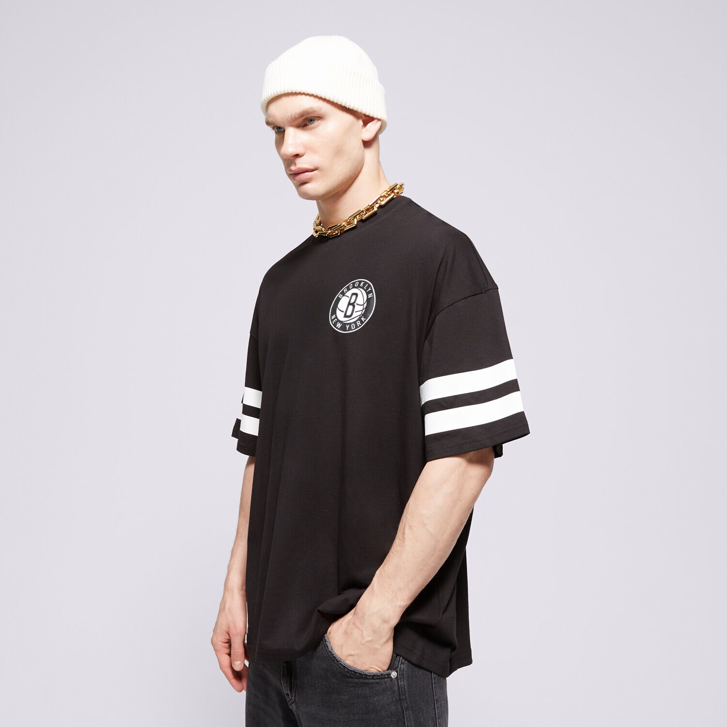 pánské tričko NEW ERA TRIČKO NBA ARCH OS NETS BROOKLYN NETS 60435440 ČERNÁ
