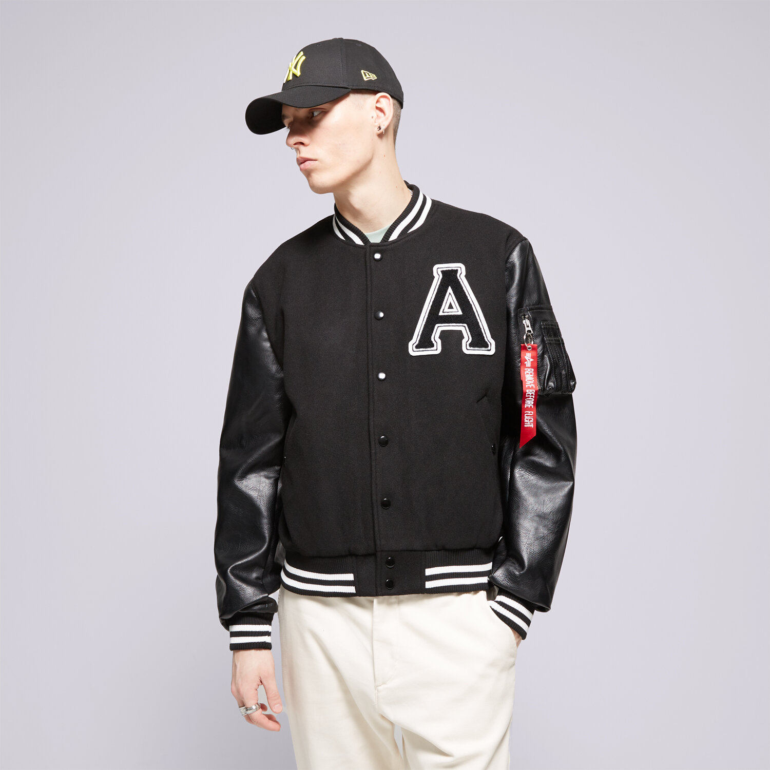 Přechodná bunda pánská (podzimní, jarní) ALPHA INDUSTRIES BUNDA PU COLLEGE JACKET 14611103 ČERNÁ