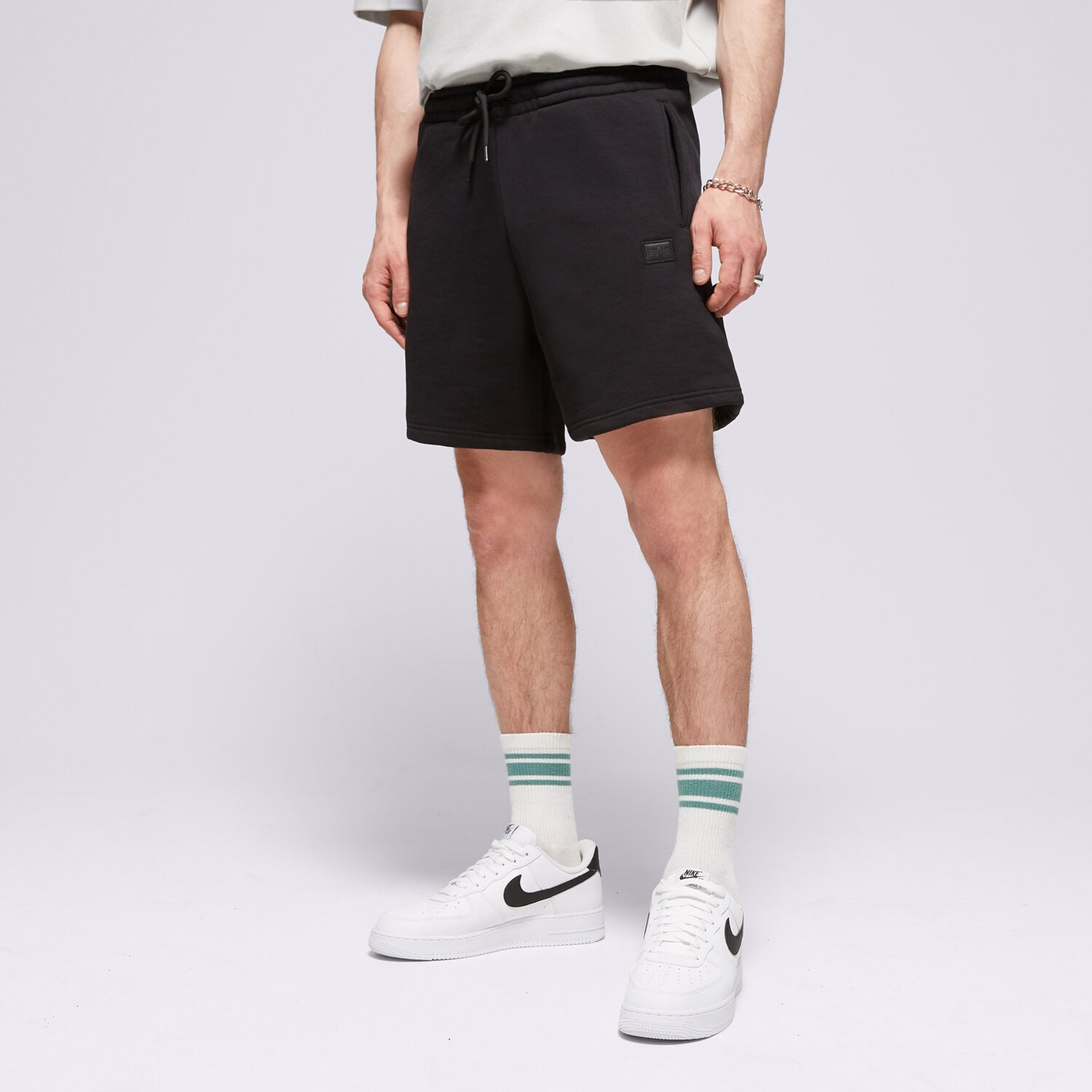 pánské kraťasy ALPHA INDUSTRIES ŠORTKY  ALPHA ESSENTIALS RL SHORT 14636303 ČERNÁ