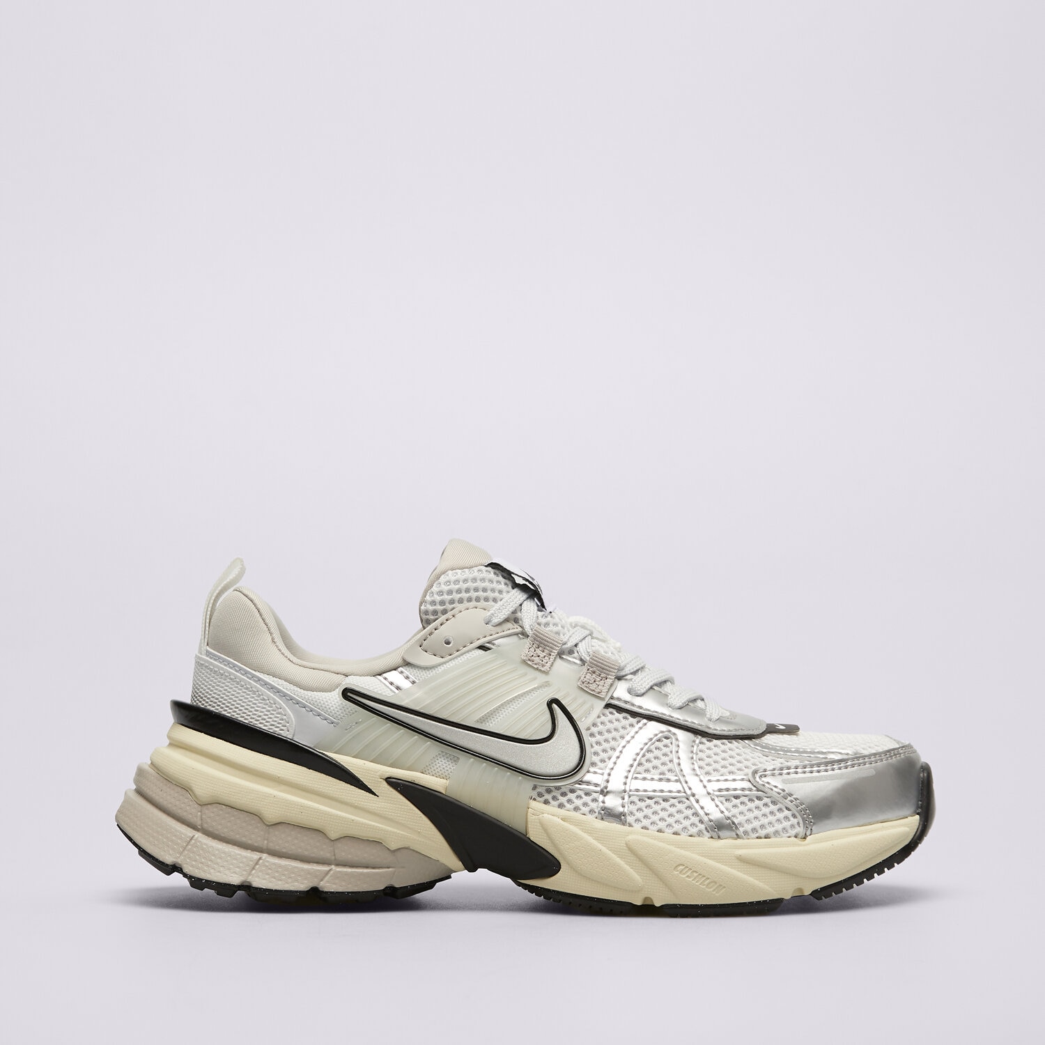 dámské tenisky NIKE V2K RUN FD0736-100 STŘÍBRNÁ