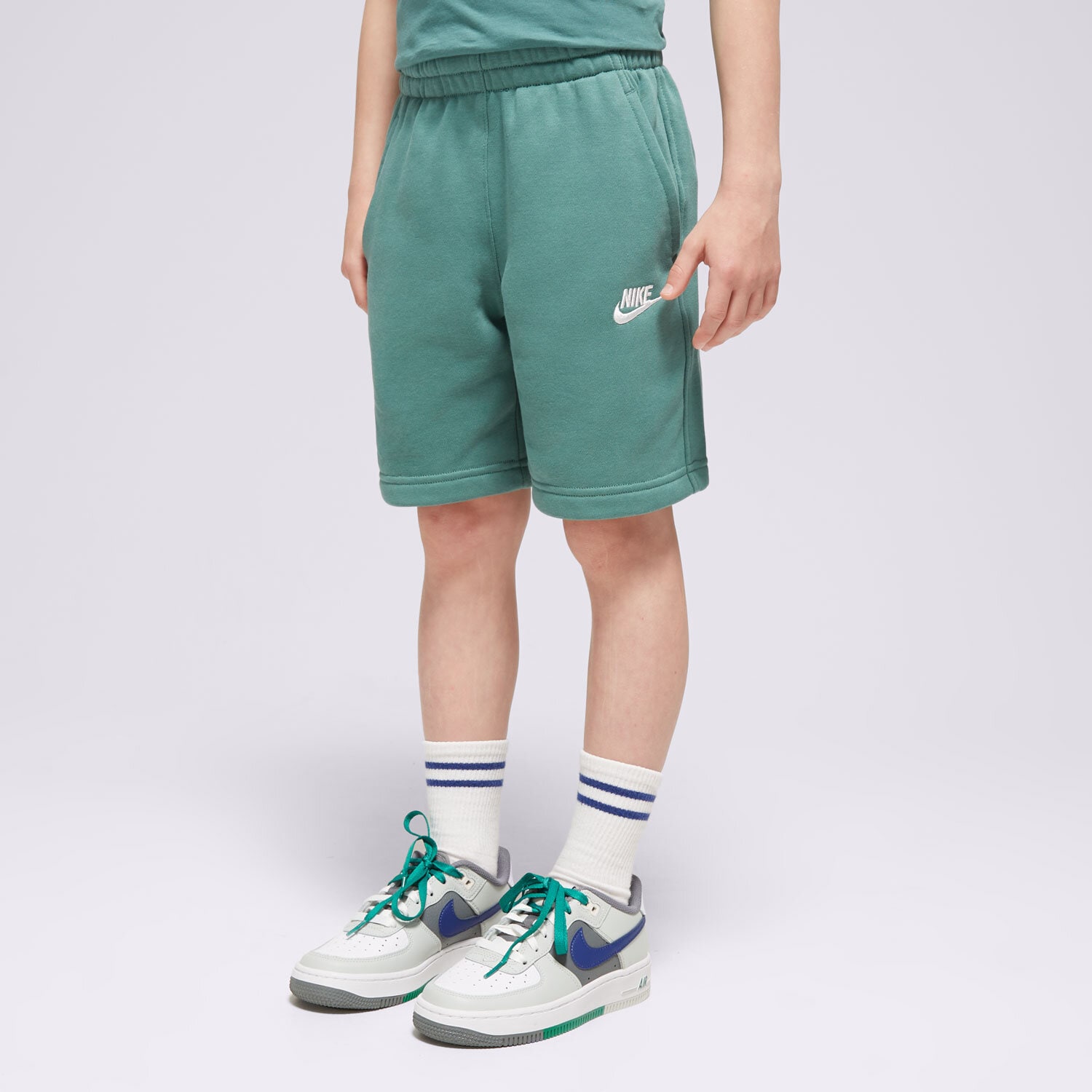 NIKE ŠORTKY  NIKE SPORTSWEAR CLUB FLEECE BOY FD3015-361 ZELENÁ