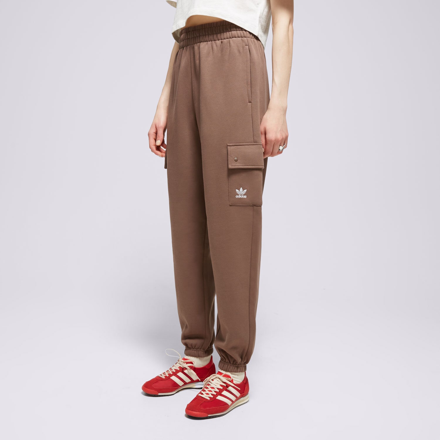 dámské kalhoty ADIDAS KALHOTY  CARGO JOGGER IR5909 HNĚDÁ