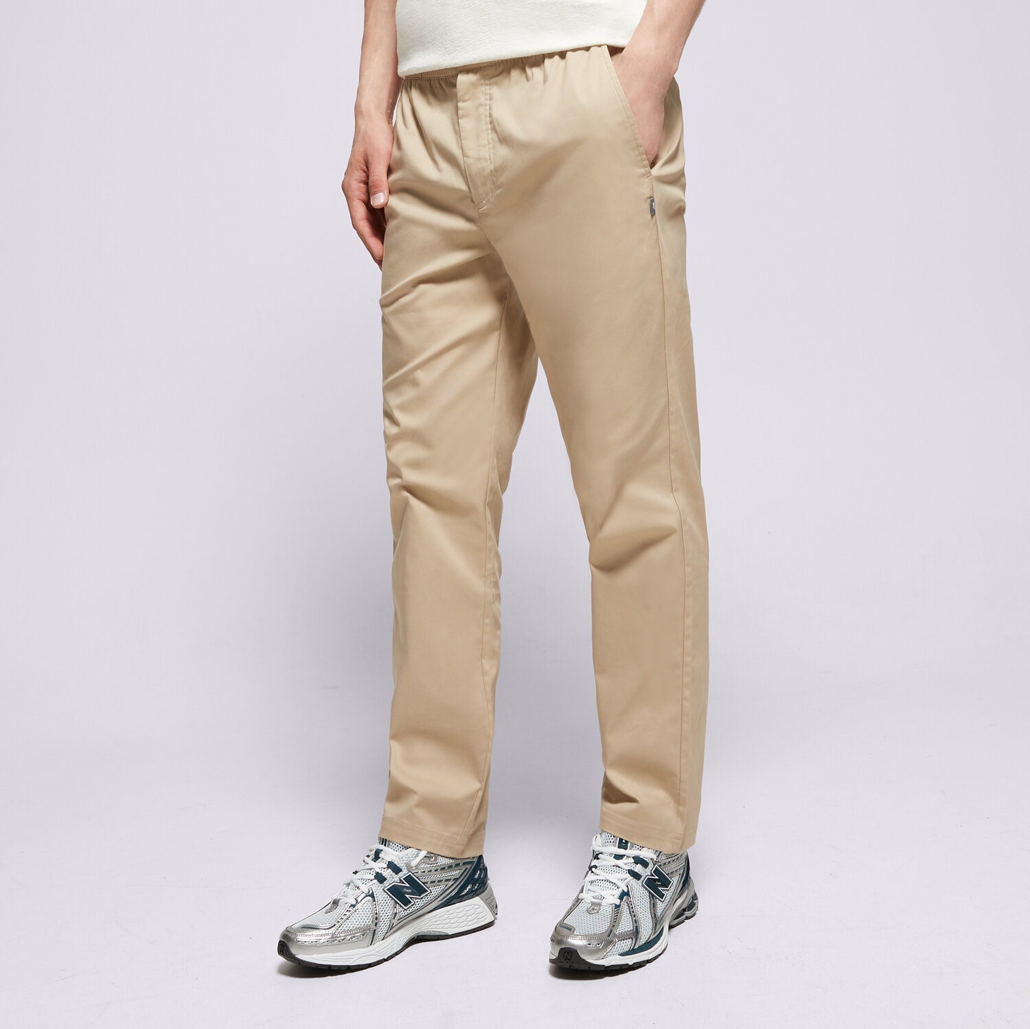 pánské kalhoty NEW BALANCE KALHOTY  ICON TWILL TAPERED MP41575SOT BÉŽOVÁ