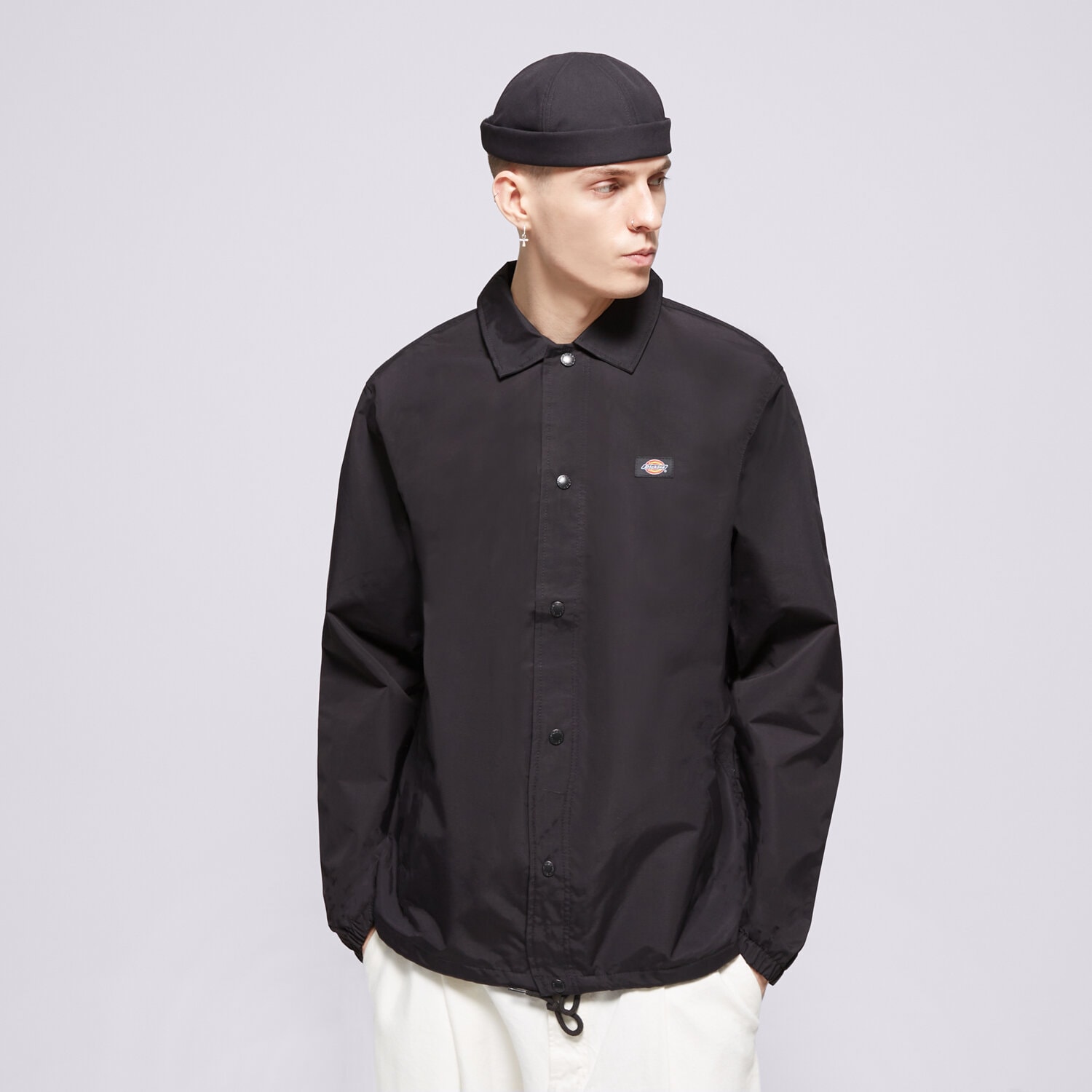 Přechodná bunda pánská (podzimní, jarní) DICKIES BUNDA OAKPORT COACH DK0A4XEWBLK1 ČERNÁ