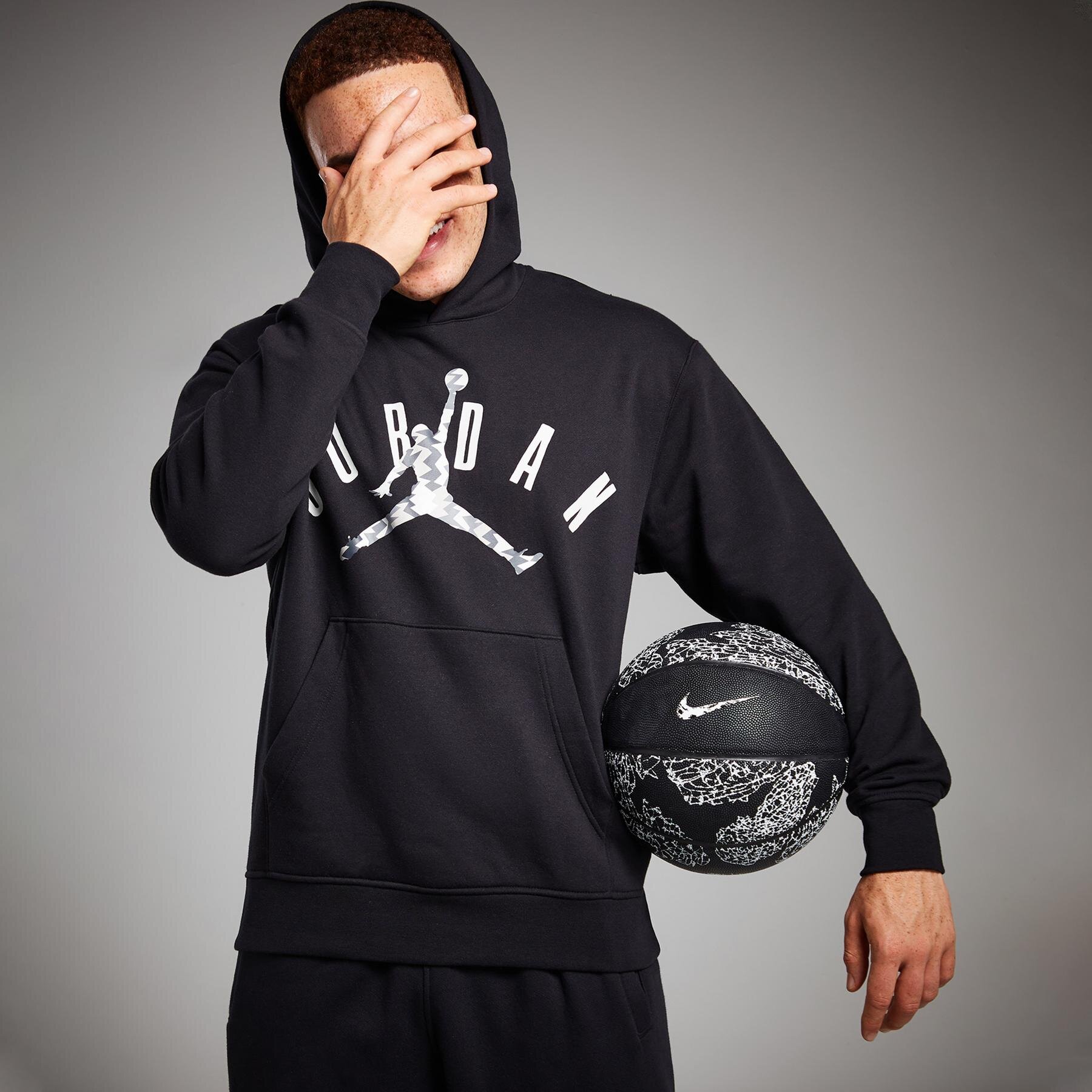 pánská mikina JORDAN MIKINA S KAPUCÍ M J FLT MVP HBR FLC PO FD7415-010 ČERNÁ