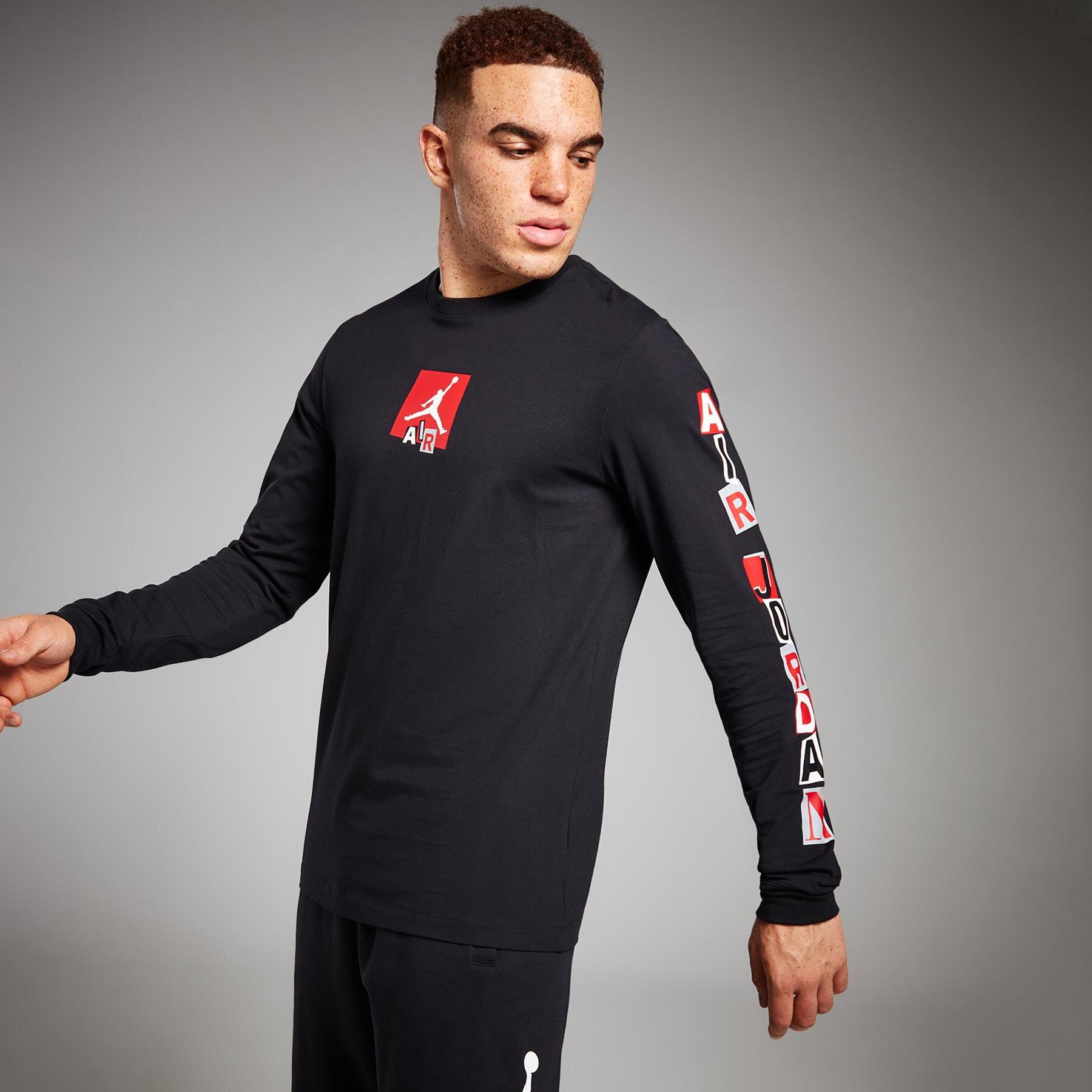 pánské tričko JORDAN TRIČKO M J BRAND LS GFX CREW FD7017-010 ČERNÁ