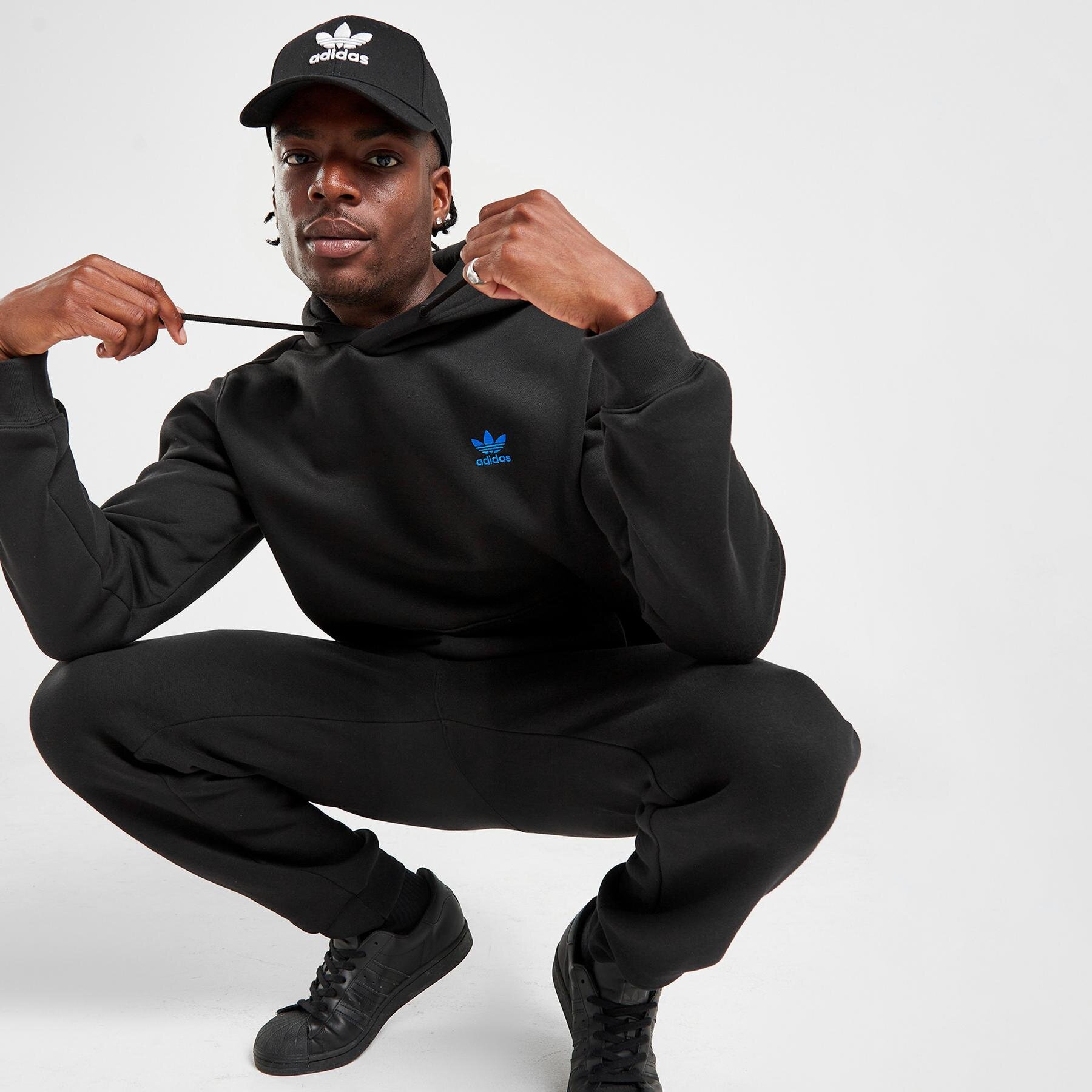 pánská mikina ADIDAS MIKINA S KAPUCÍ ESSENTIAL HOODY SWEATHIRT IS2246 ČERNÁ
