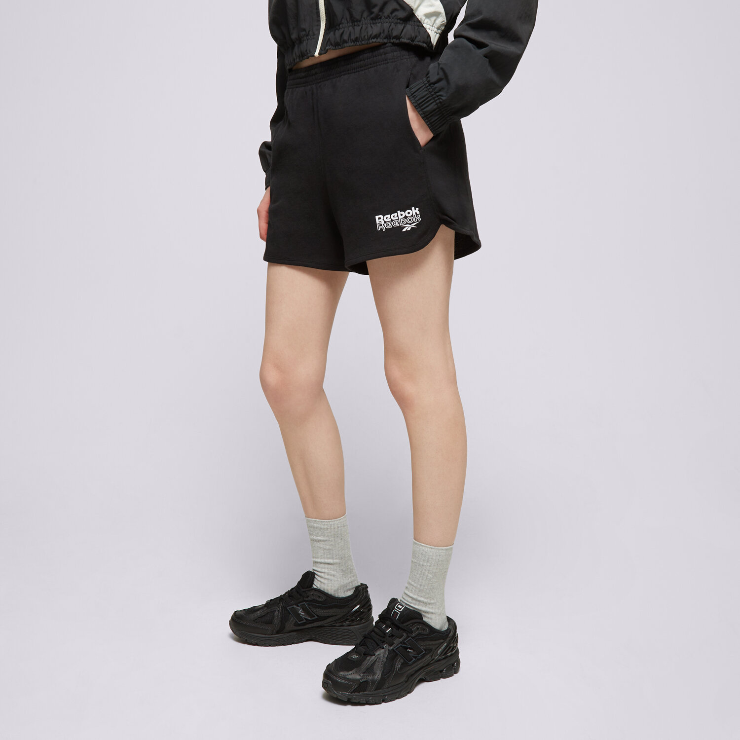 dámské kraťasy REEBOK ŠORTKY  RIE SHORT 100075406 ČERNÁ