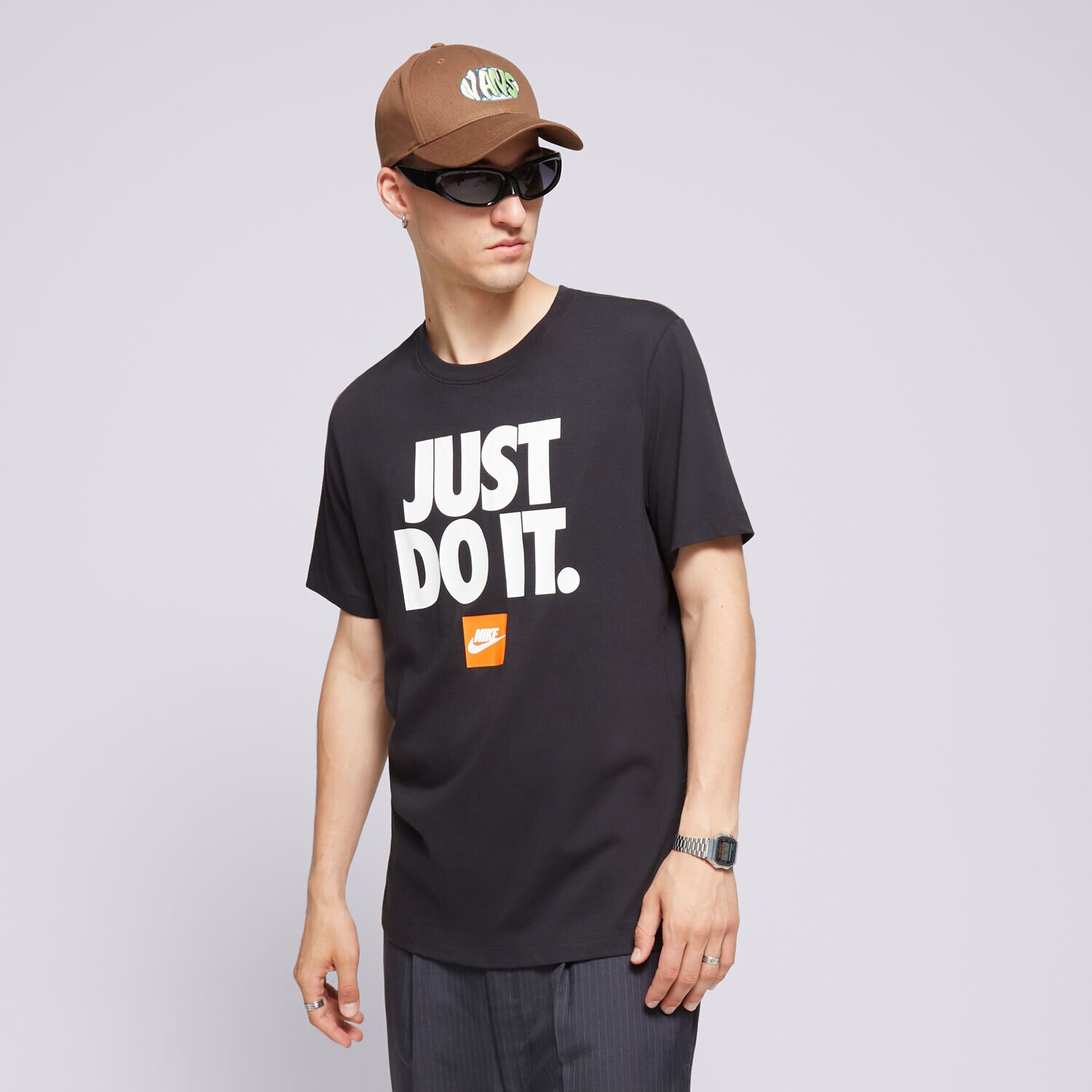 pánské tričko NIKE TRIČKO M NSW TEE FRAN JDI VERBIAGE DZ2989-010 ČERNÁ