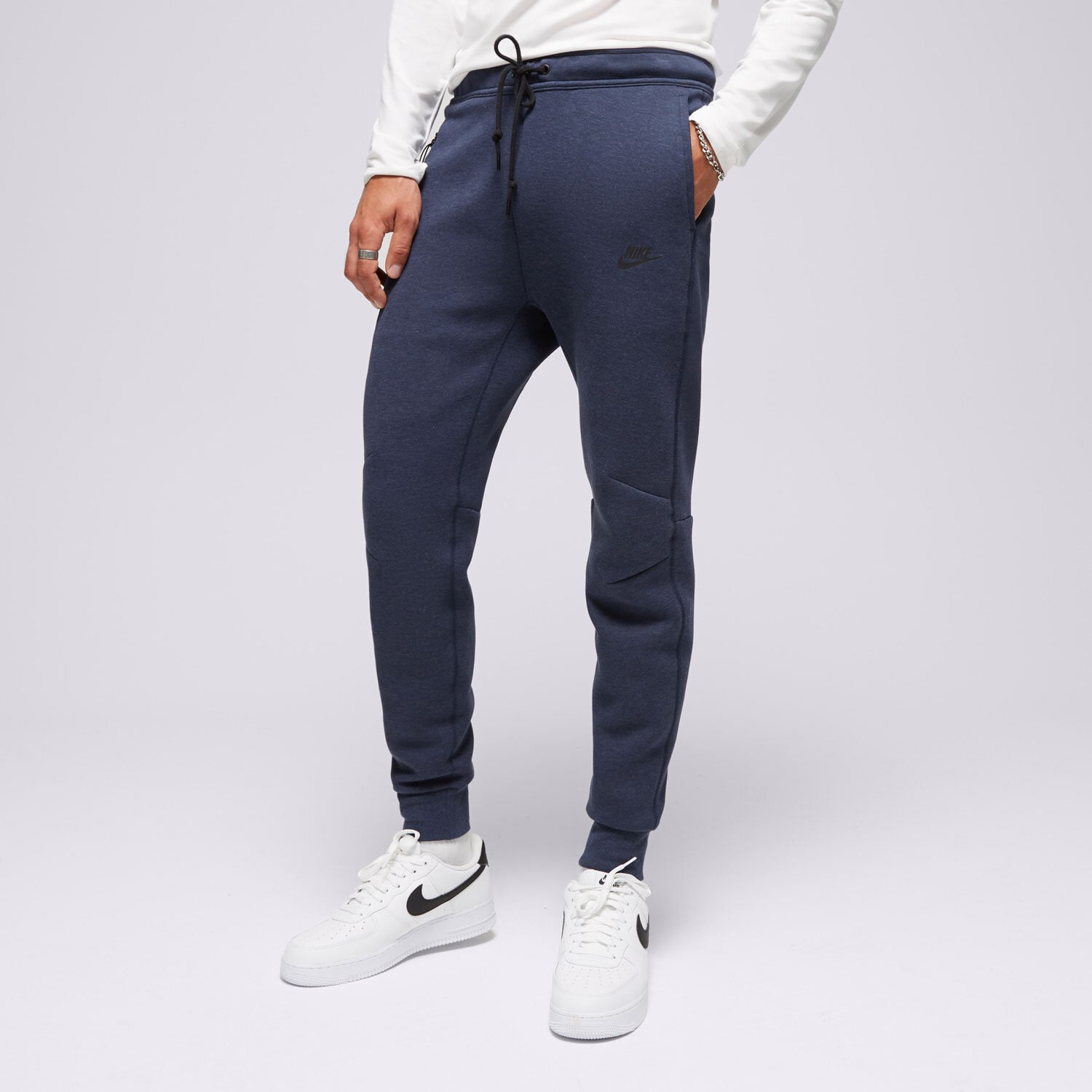 pánské kalhoty NIKE KALHOTY  M NK TCH FLC JGGR FB8002-473 TMAVOMODRÁ