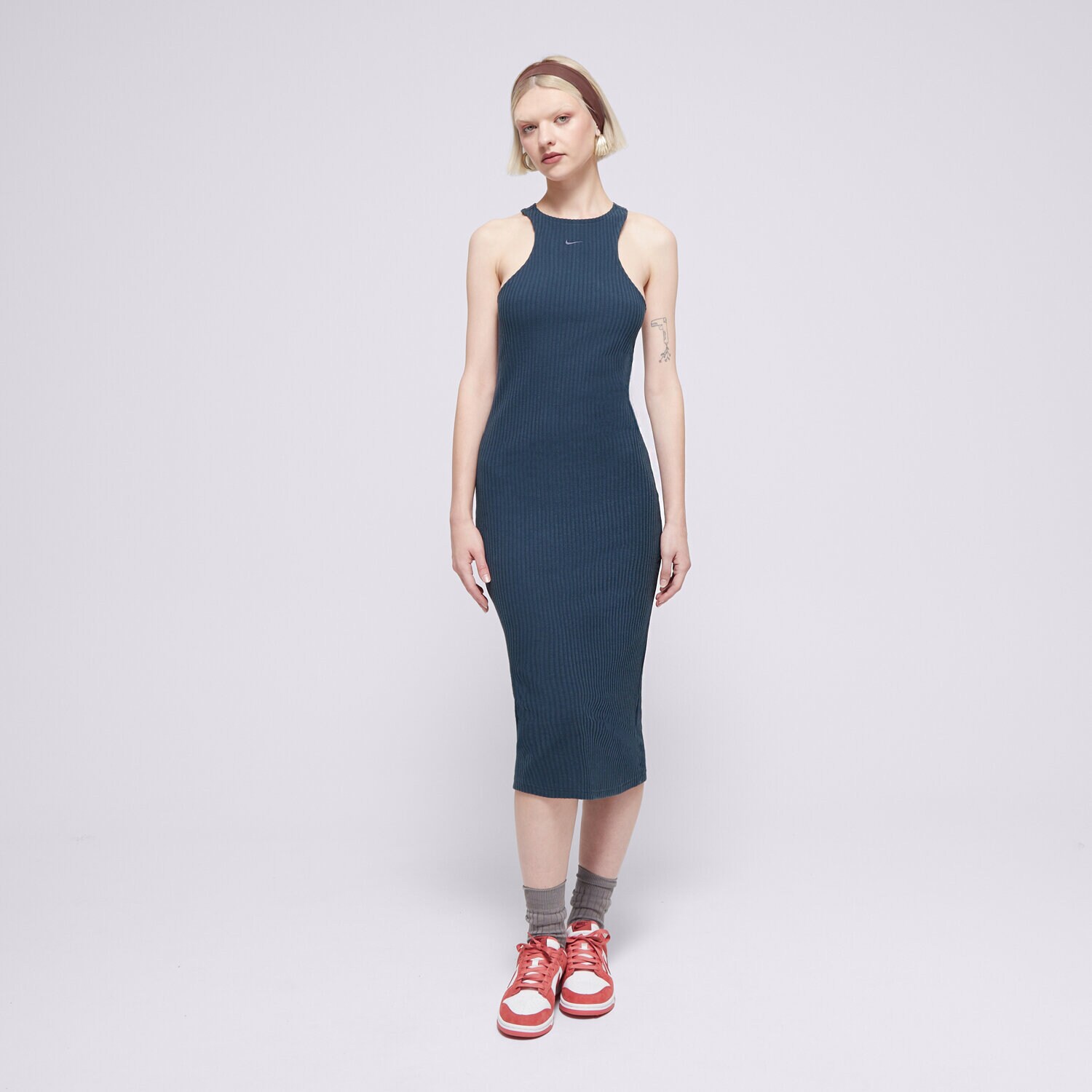 dámské šaty NIKE ŠATY W NSW NK CHLL KNT RIB MIDI DRS FN3679-478 TMAVOMODRÁ