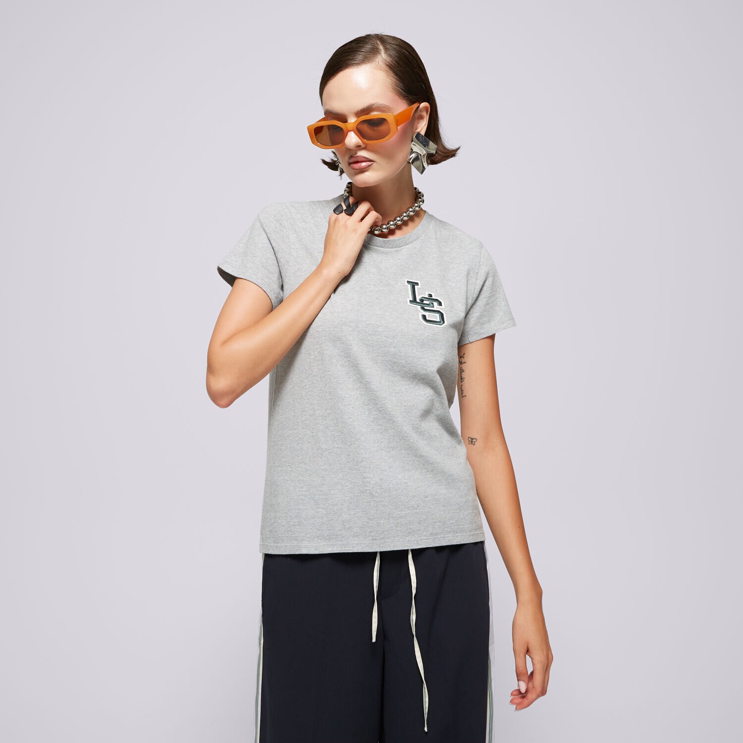 dámské tričko LEVI'S TRIČKO THE PERFECT TEE 17369-2851 ŠEDÁ