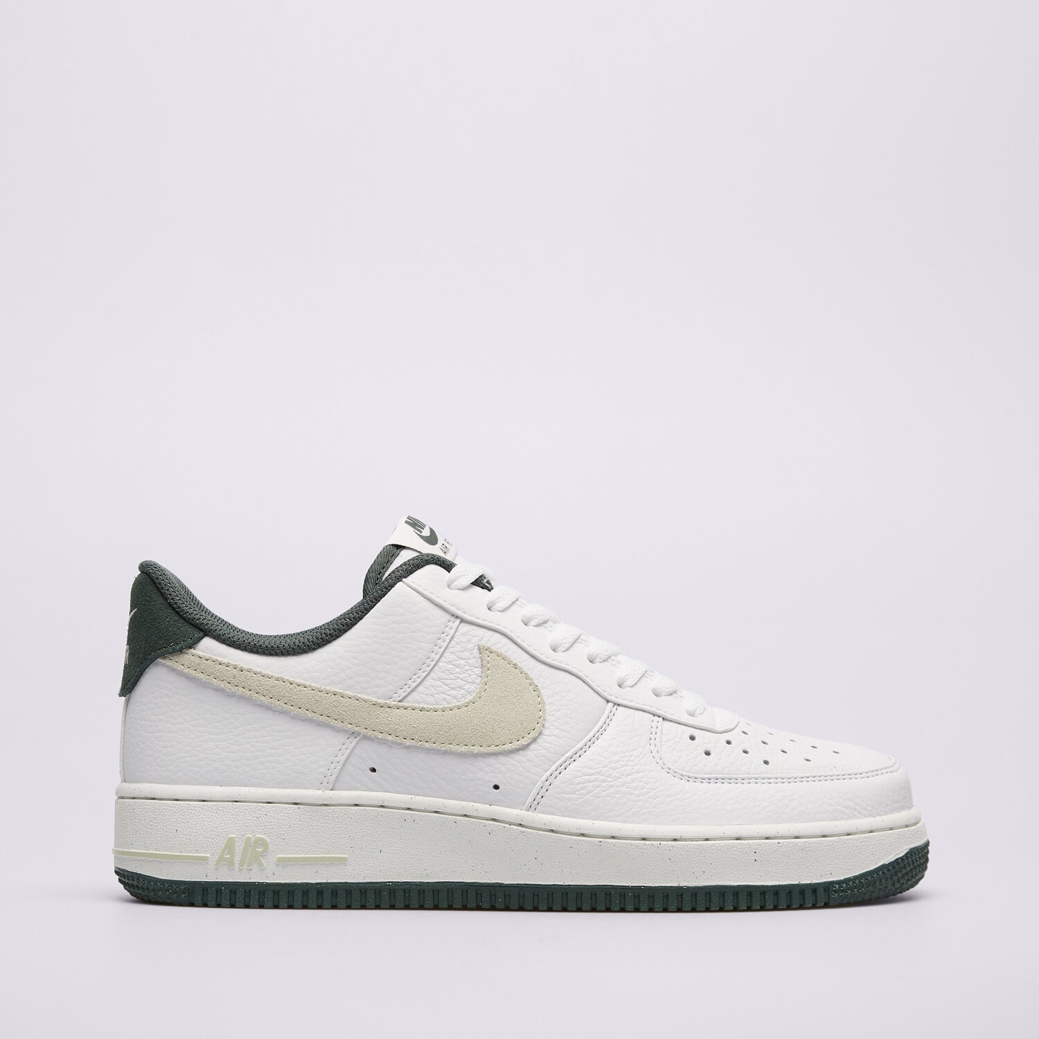 pánské tenisky NIKE AIR FORCE 1 '07 LV8 HF1939-100 BÍLÁ
