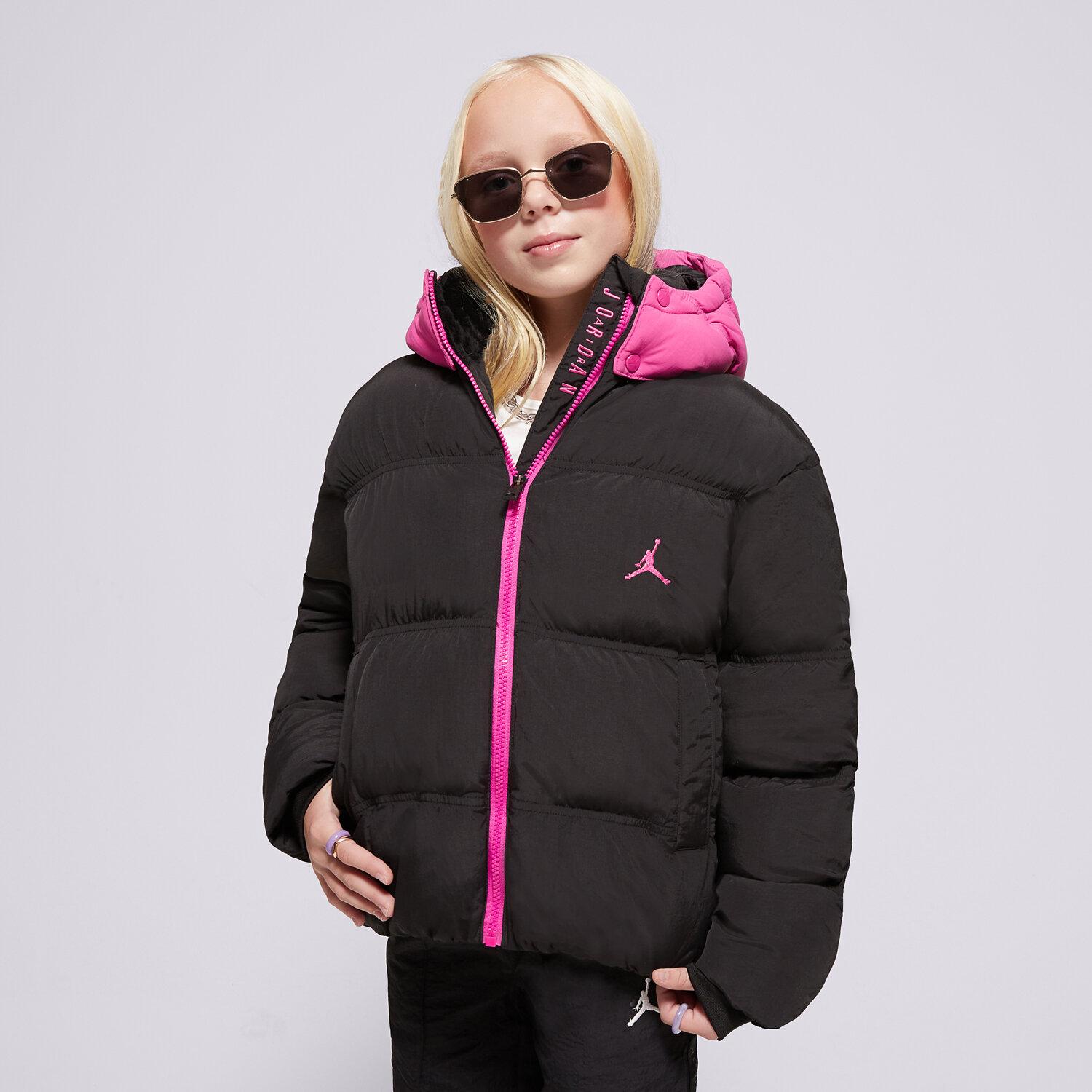 dětské tričko JORDAN BUNDA ZIMNÍ JDG HEAVIEST WT PUFFER GIRL 45D196-023 ČERNÁ