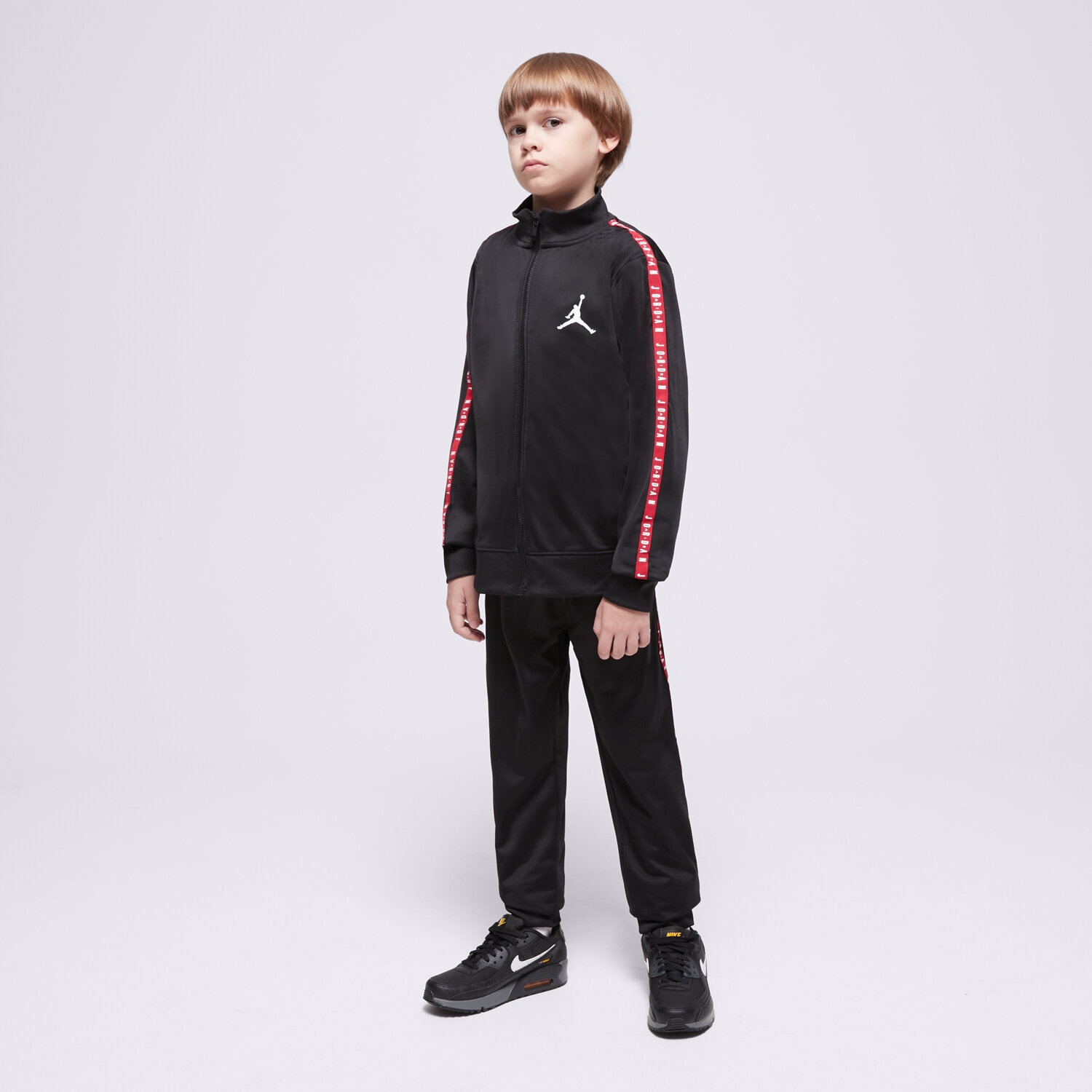 dětské kalhoty JORDAN DRES JDN AIR JORDAN TRICOT SET BOY 95A449-023 ČERNÁ