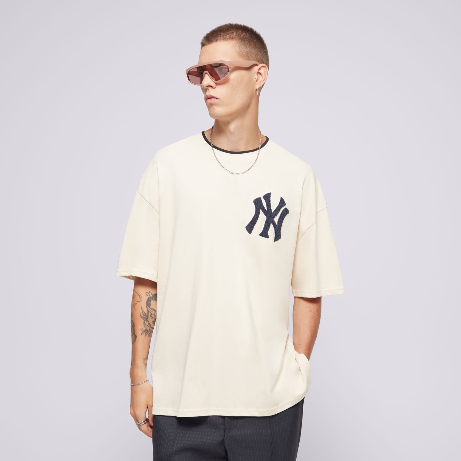 pánské tričko NEW ERA TRIČKO WS NYY NEW YORK YANKEES LTCNVY 60564866 BÉŽOVÁ