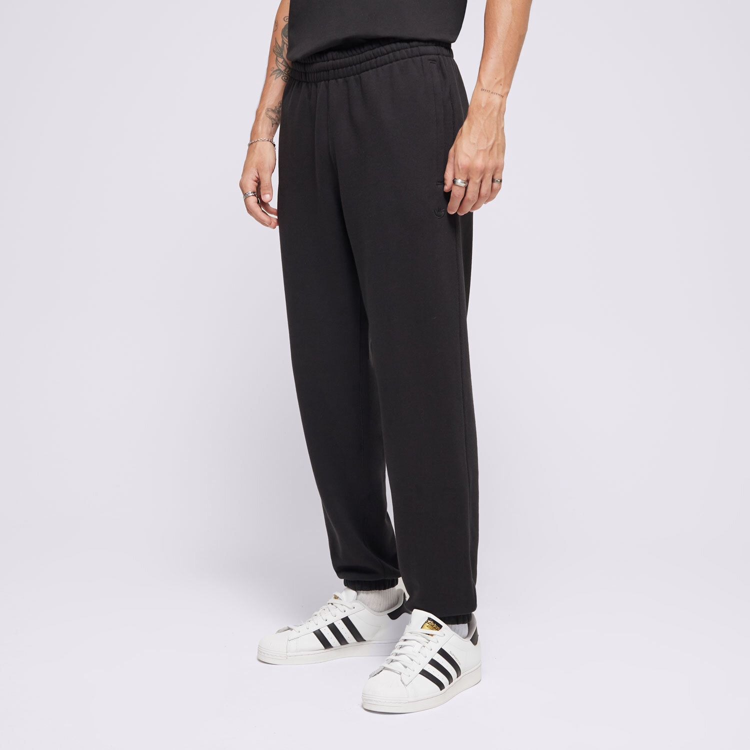 pánské kalhoty ADIDAS KALHOTY  P ESS PT IY2245 ČERNÁ
