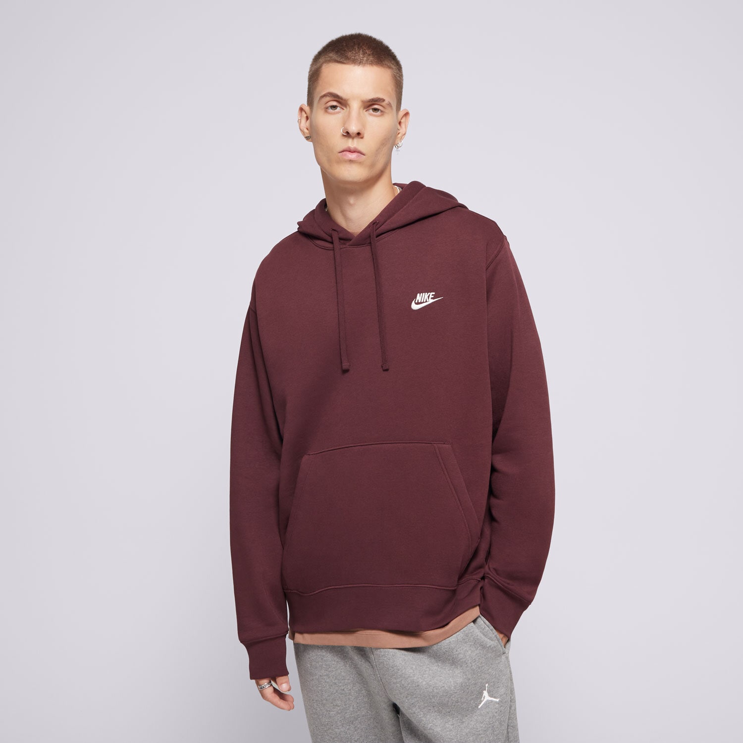 pánská mikina NIKE MIKINA S KAPUCÍ SPORTSWEAR CLUB FLEECE BV2654-652 HNĚDÁ