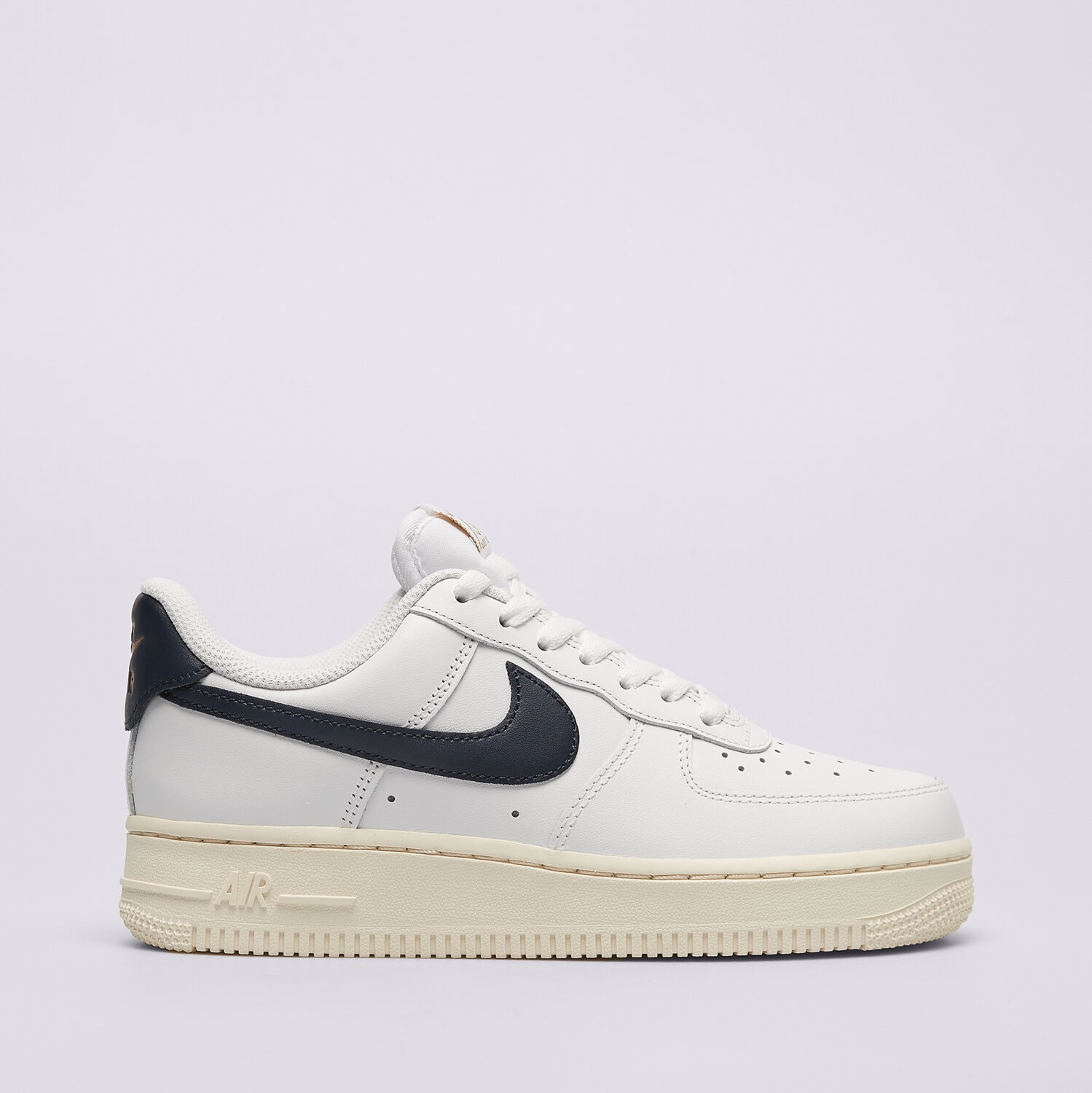 dámské tenisky NIKE W AIR FORCE 1 '07 EasyOn  HJ9122-100 BÍLÁ