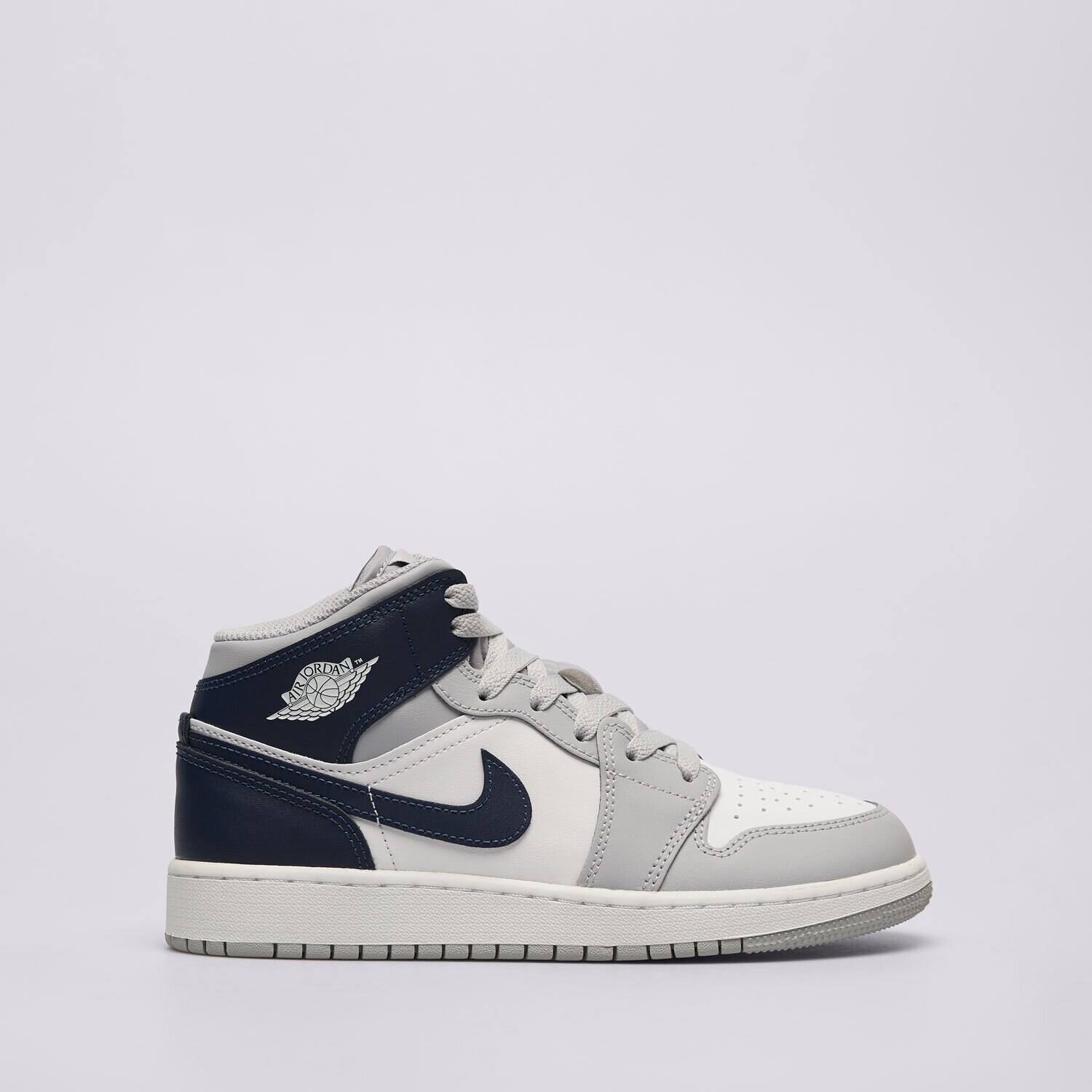 dětské tenisky AIR JORDAN 1 MID BG DQ8423-104 ŠEDÁ