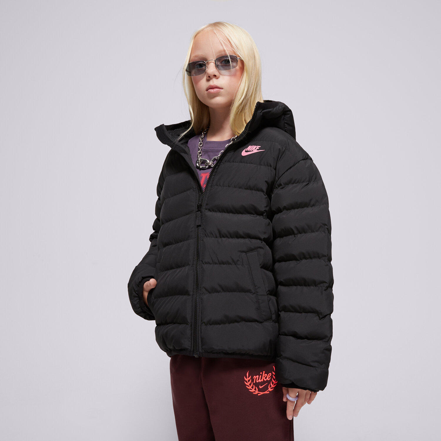 dětské tričko NIKE BUNDA ZIMNÍ K NSW LOW SYNFL JKT ADP GIRL FD2845-013 ČERNÁ
