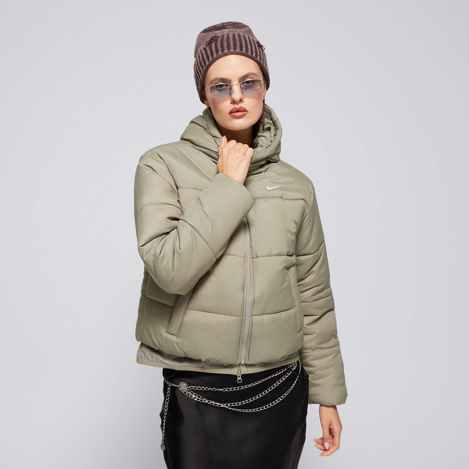 dámská zimní bunda NIKE BUNDA ZIMNÍ W NSW TF SYNFL NK CLSC PFR FZ5899-321 KHAKI