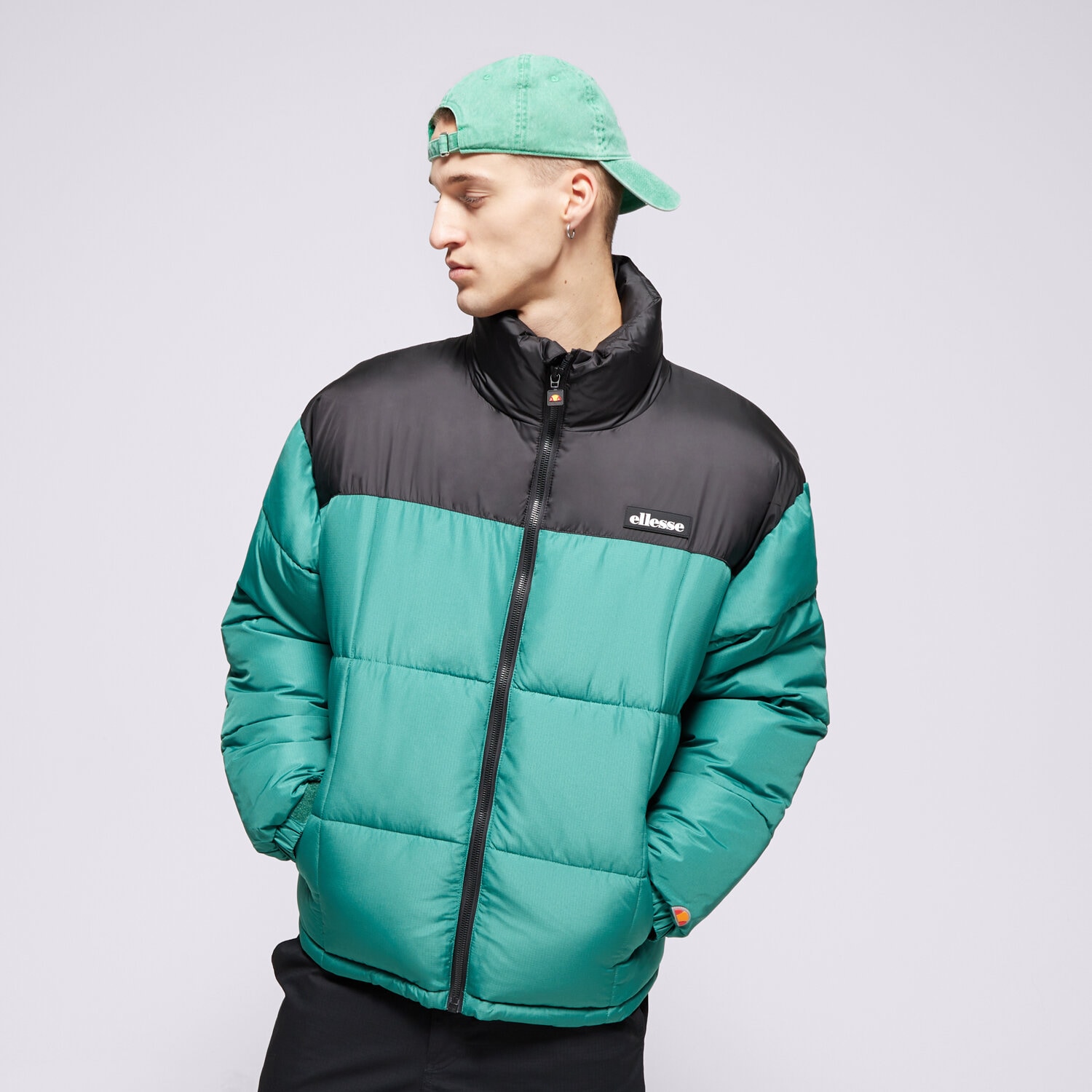 pánská zimní bunda ELLESSE BUNDA PÉŘOVÁ ARGENT PADDED BLK/GREEN PADDED JACKET SHX20980022 ČERNÁ